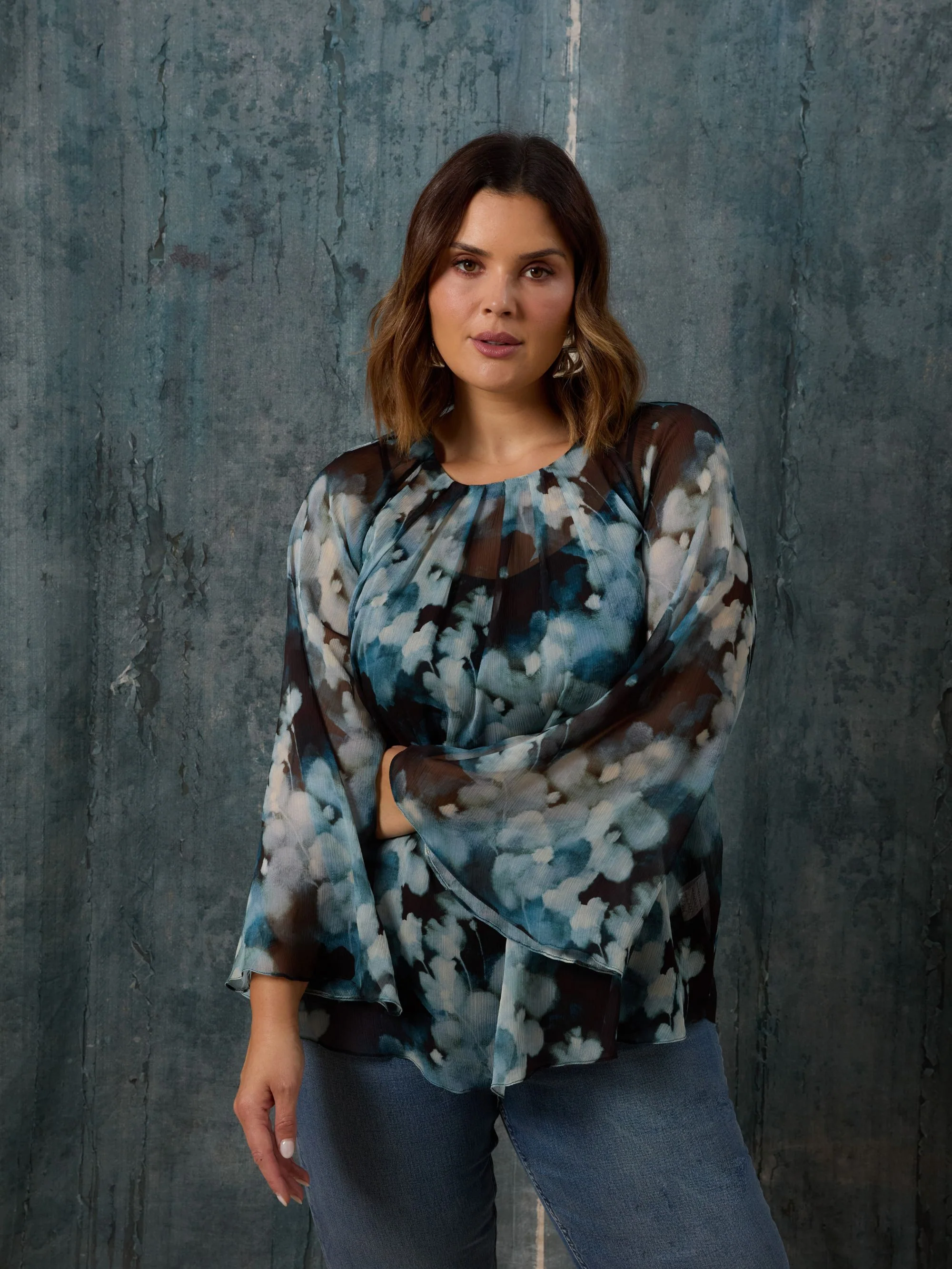 Blue Floral Crinkle Chiffon Blouse - Image 9