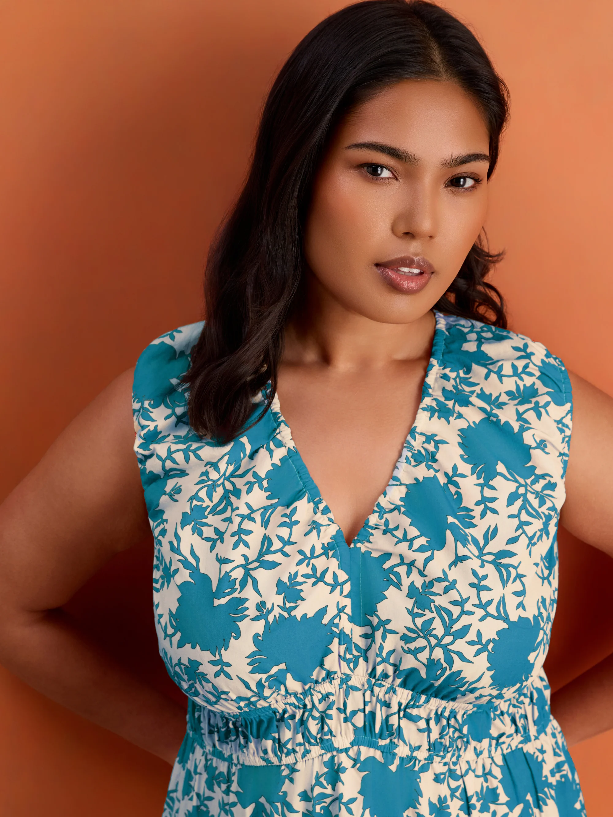 Blue Floral Print Cotton V Neck Ruched Maxi Dress - Image 4