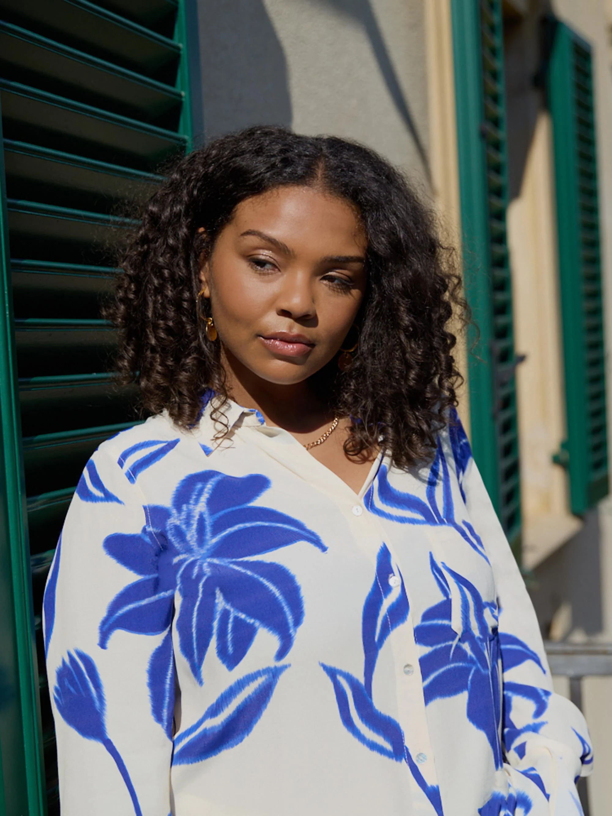 Blue Floral Print Resort Shirt - Image 4