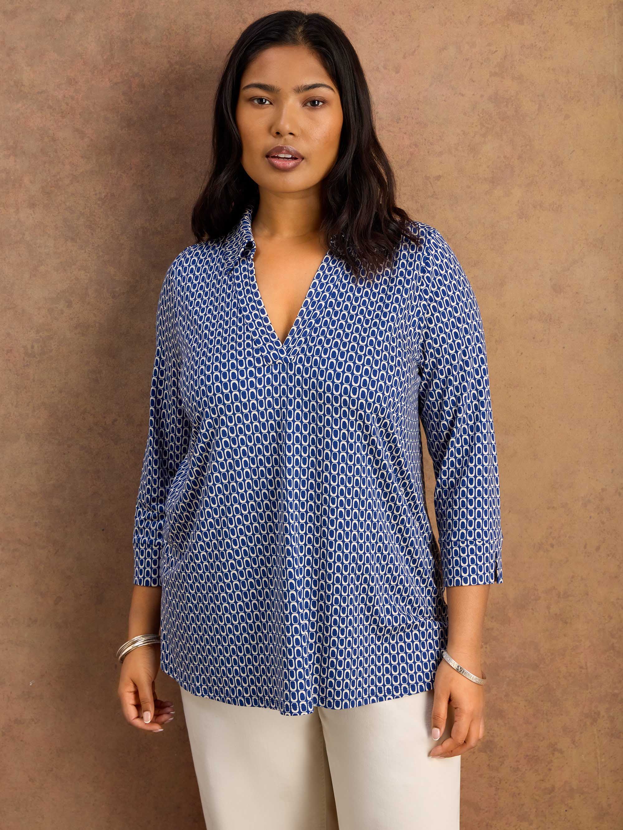 Blue Geo Print 3/4 Sleeve Collared V-Neck Jersey Top - Image 3