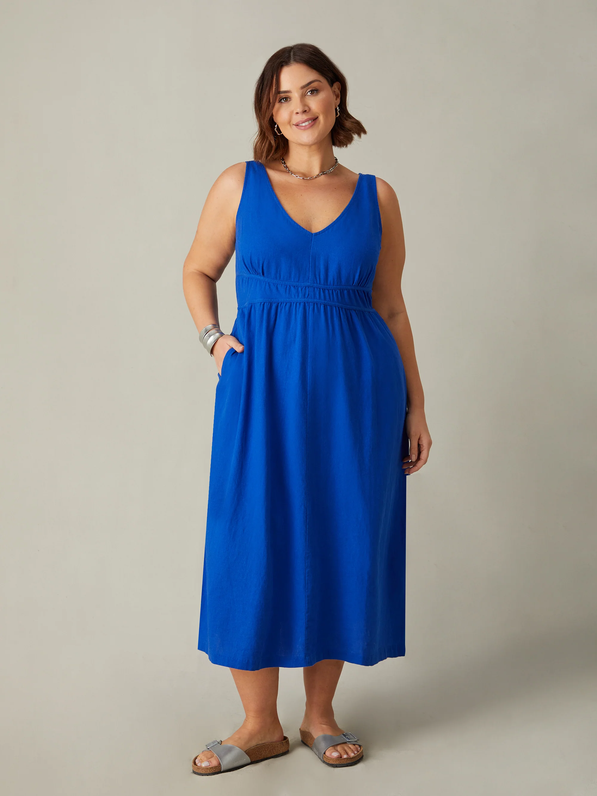 Blue Linen Blend V-Neck Midi Dress - Image 3