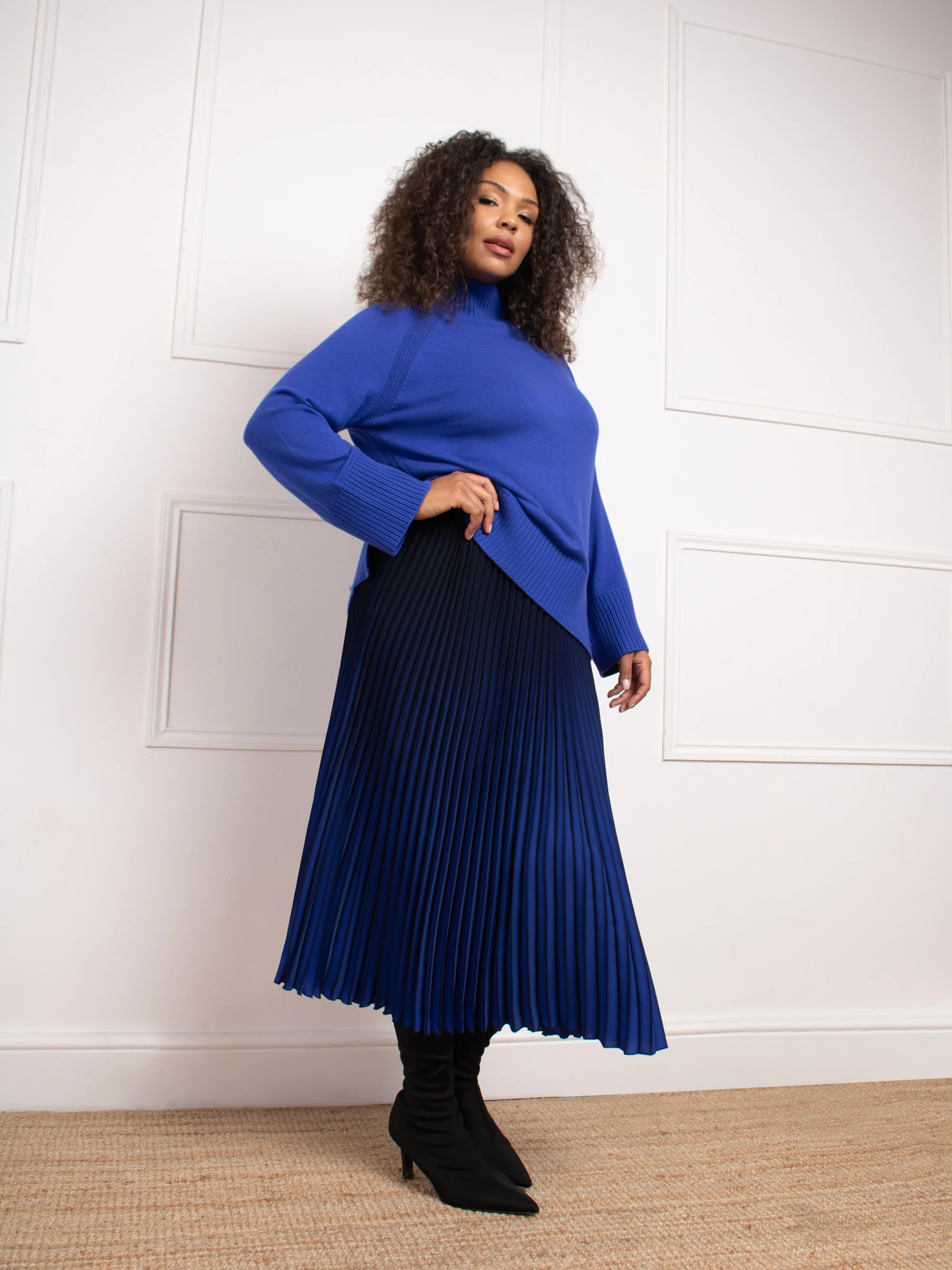 Blue Ombre Pleated Skirt - Image 3