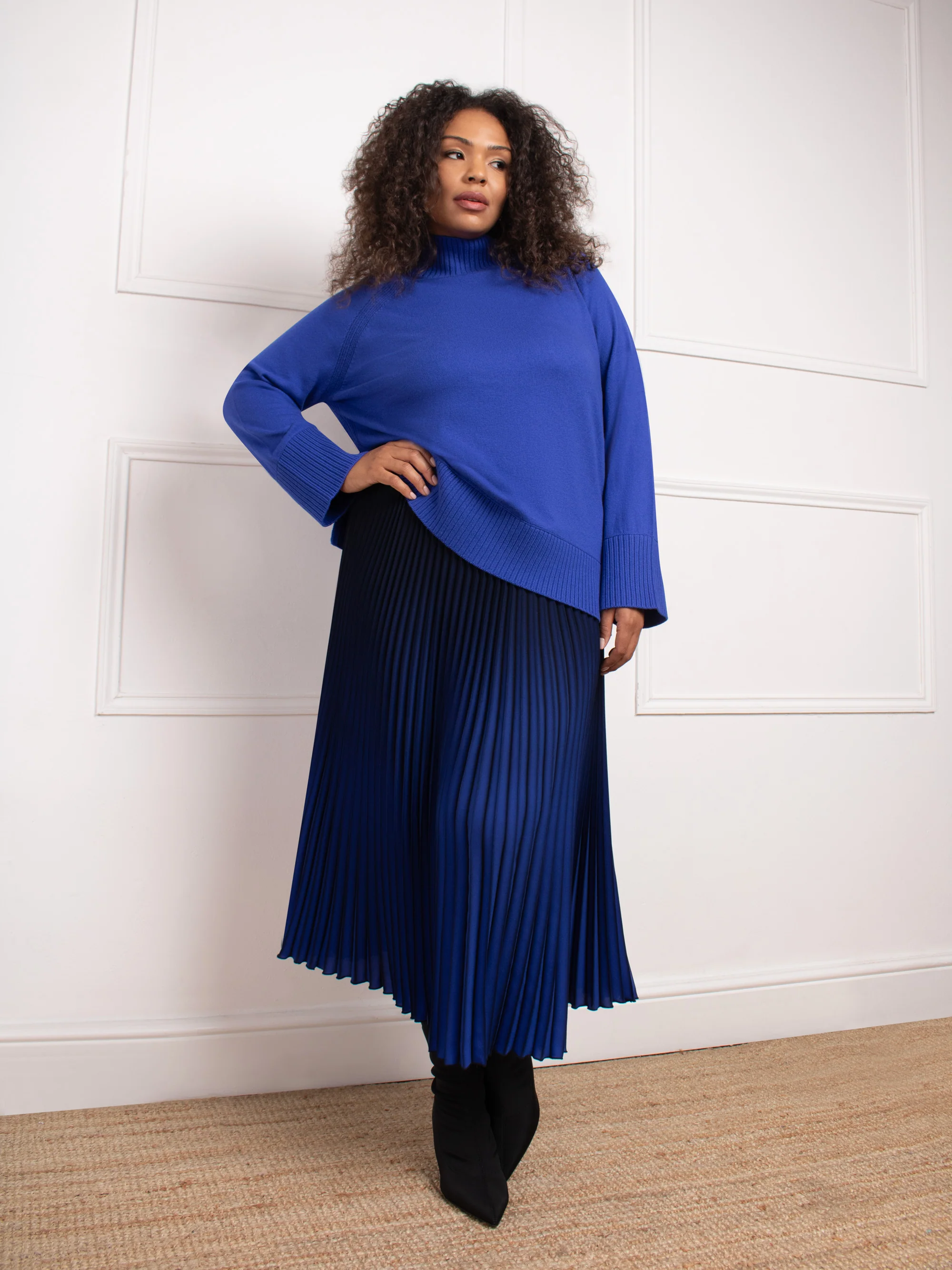 Blue Ombre Pleated Skirt - Image 4