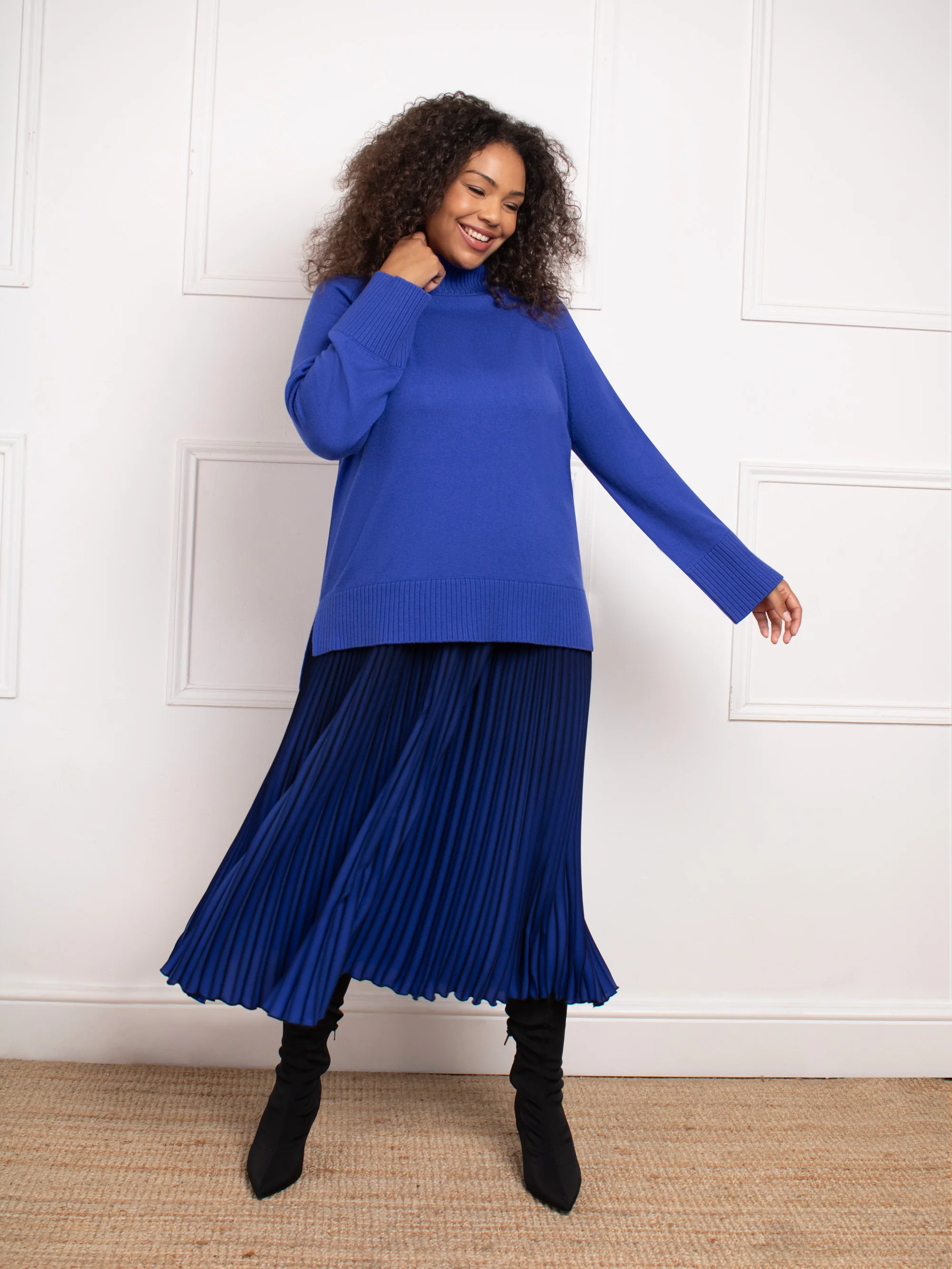 Blue Ombre Pleated Skirt - Image 5