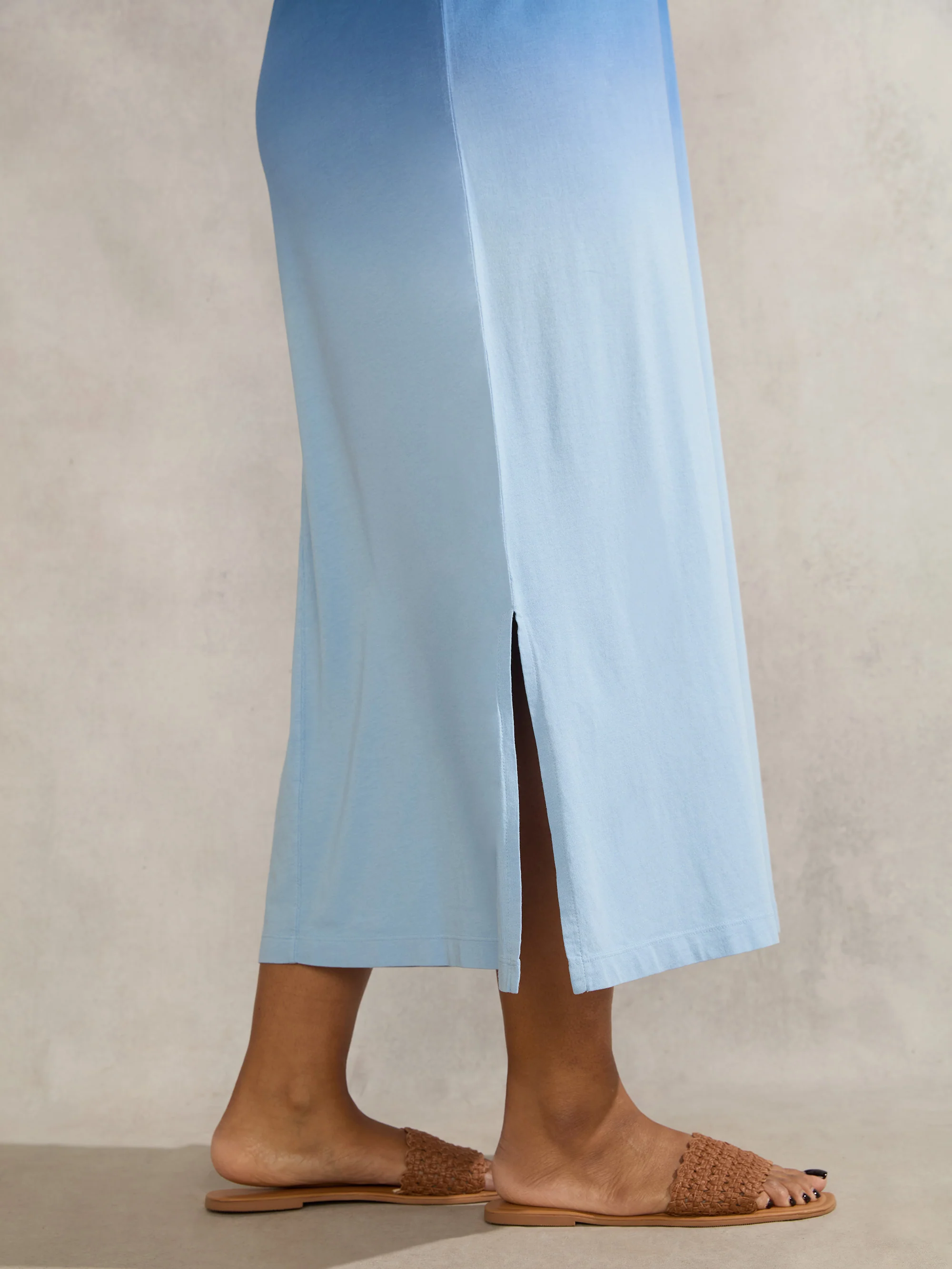 Blue Ombre T-Shirt Dress - Image 4