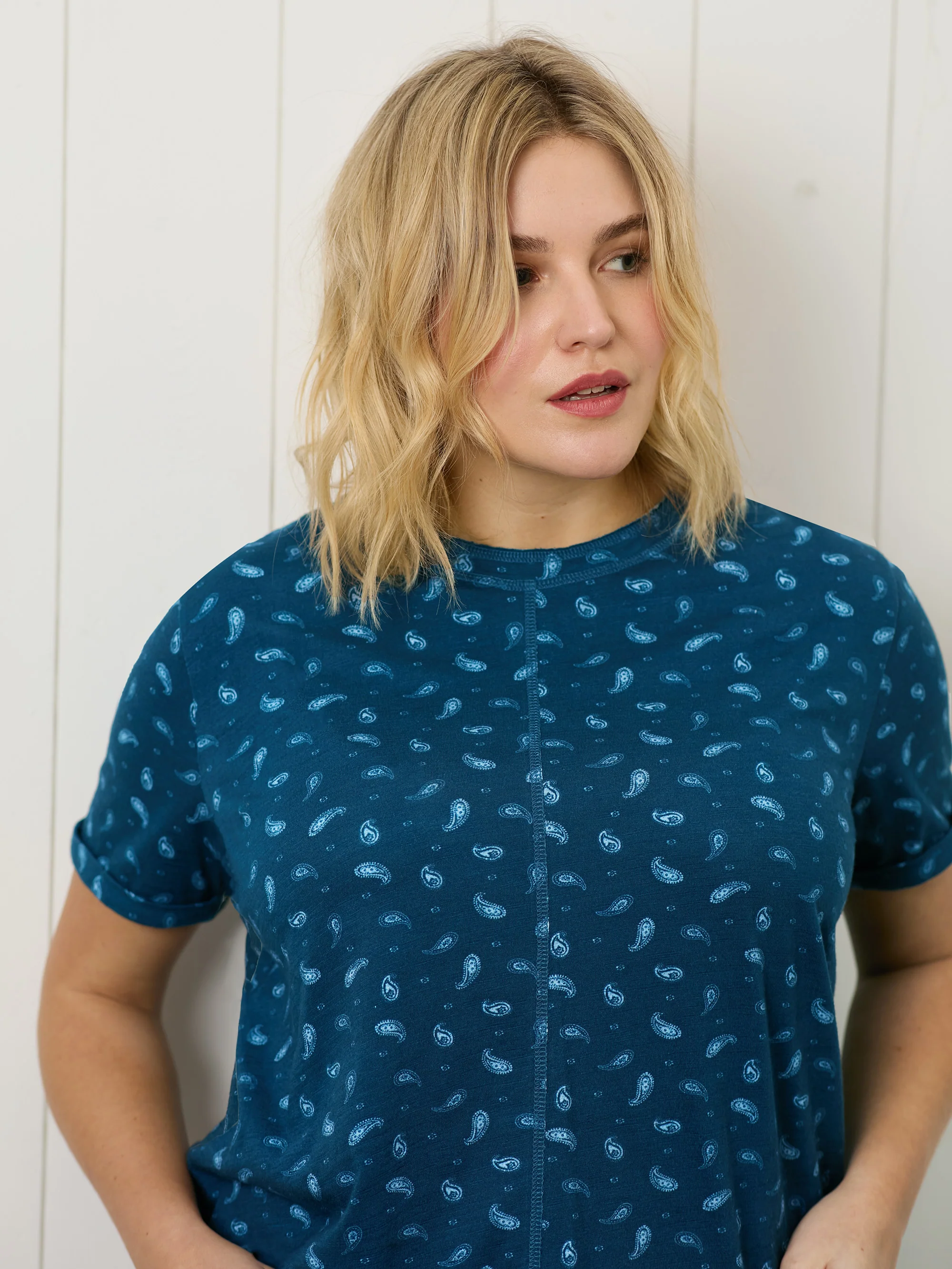 Blue Paisley Cotton Slub Round Neck T-Shirt - Image 2