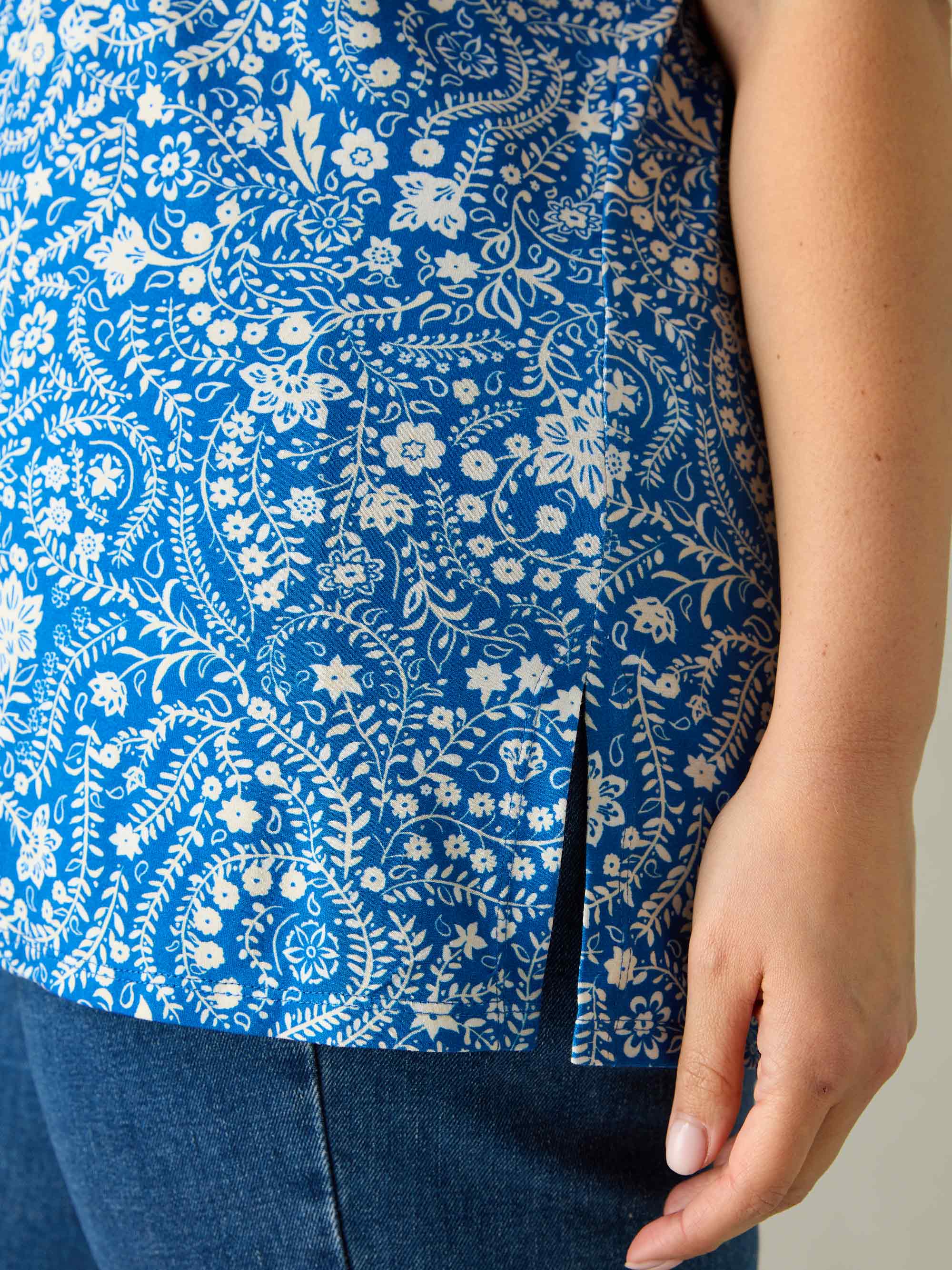 Blue Paisley Jersey T-Shirt - Image 5
