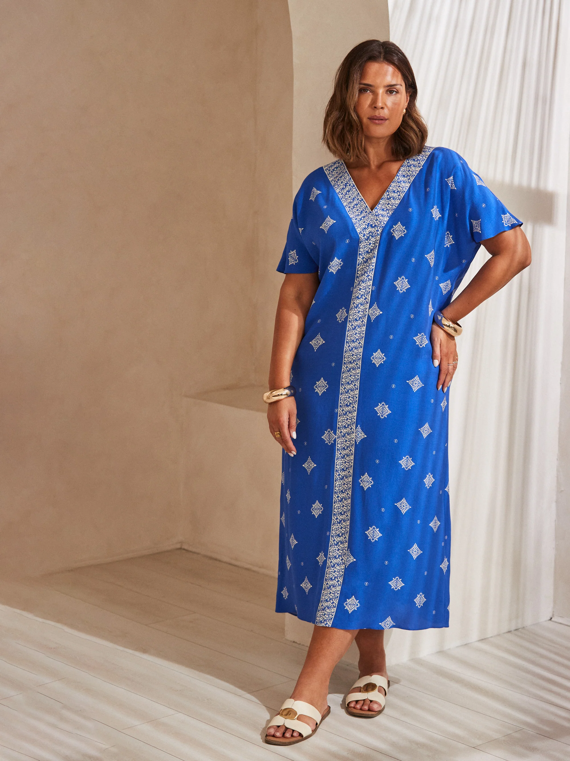 Blue Placement Print V Neck Midaxi Dress - Image 3
