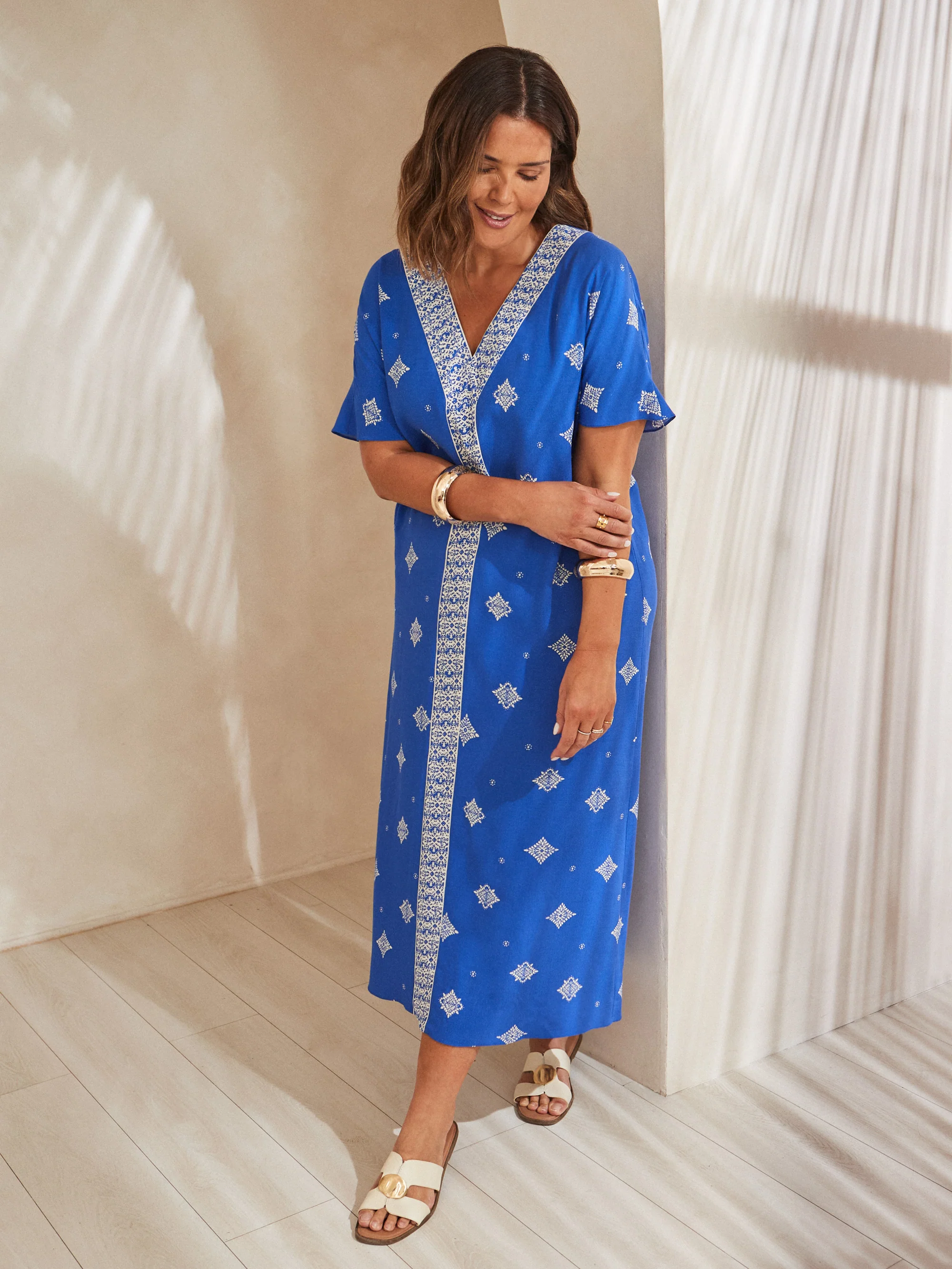Blue Placement Print V Neck Midaxi Dress - Image 4