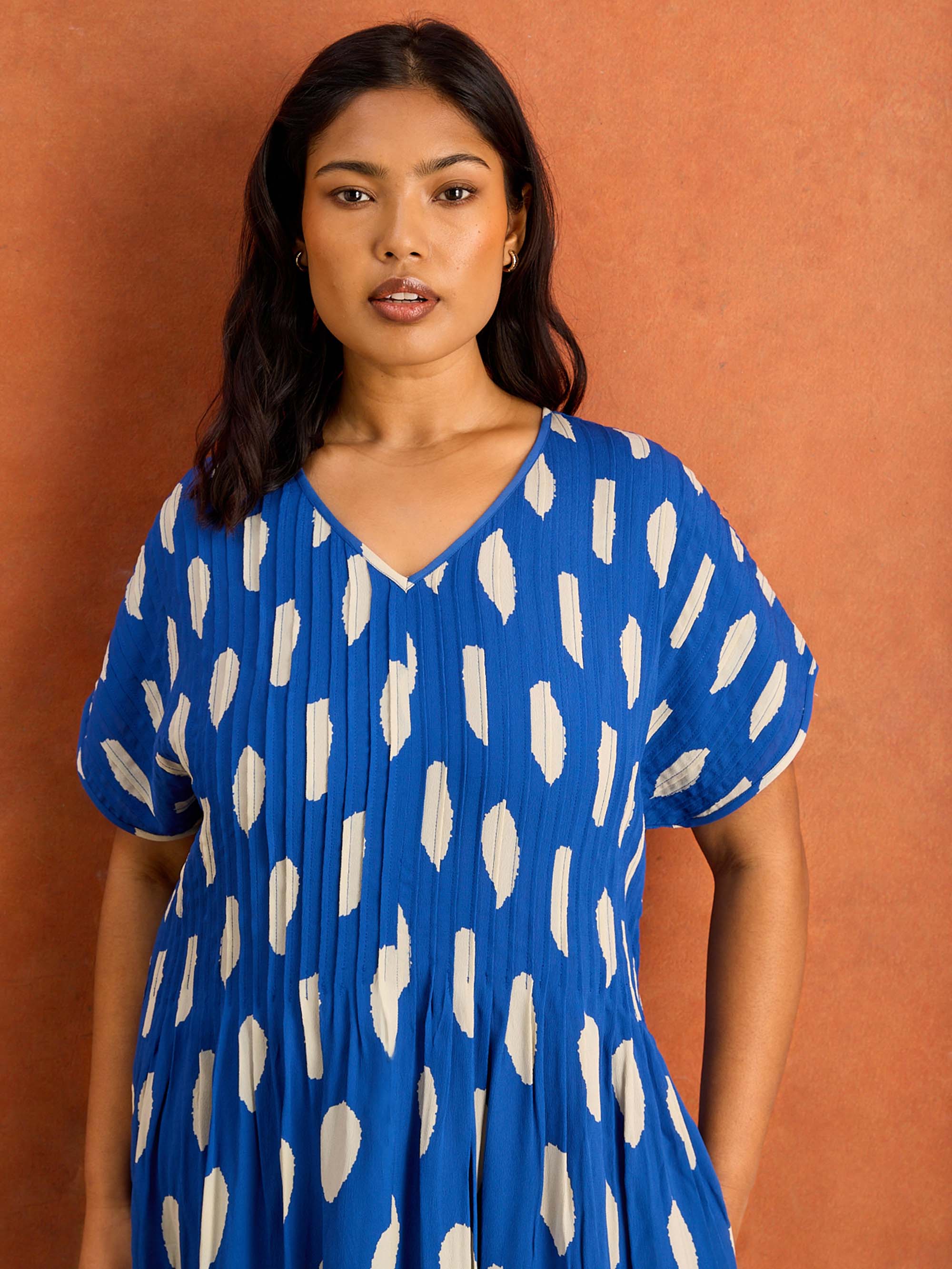 Blue Spot Print Pleated Midi Dress - Image 2