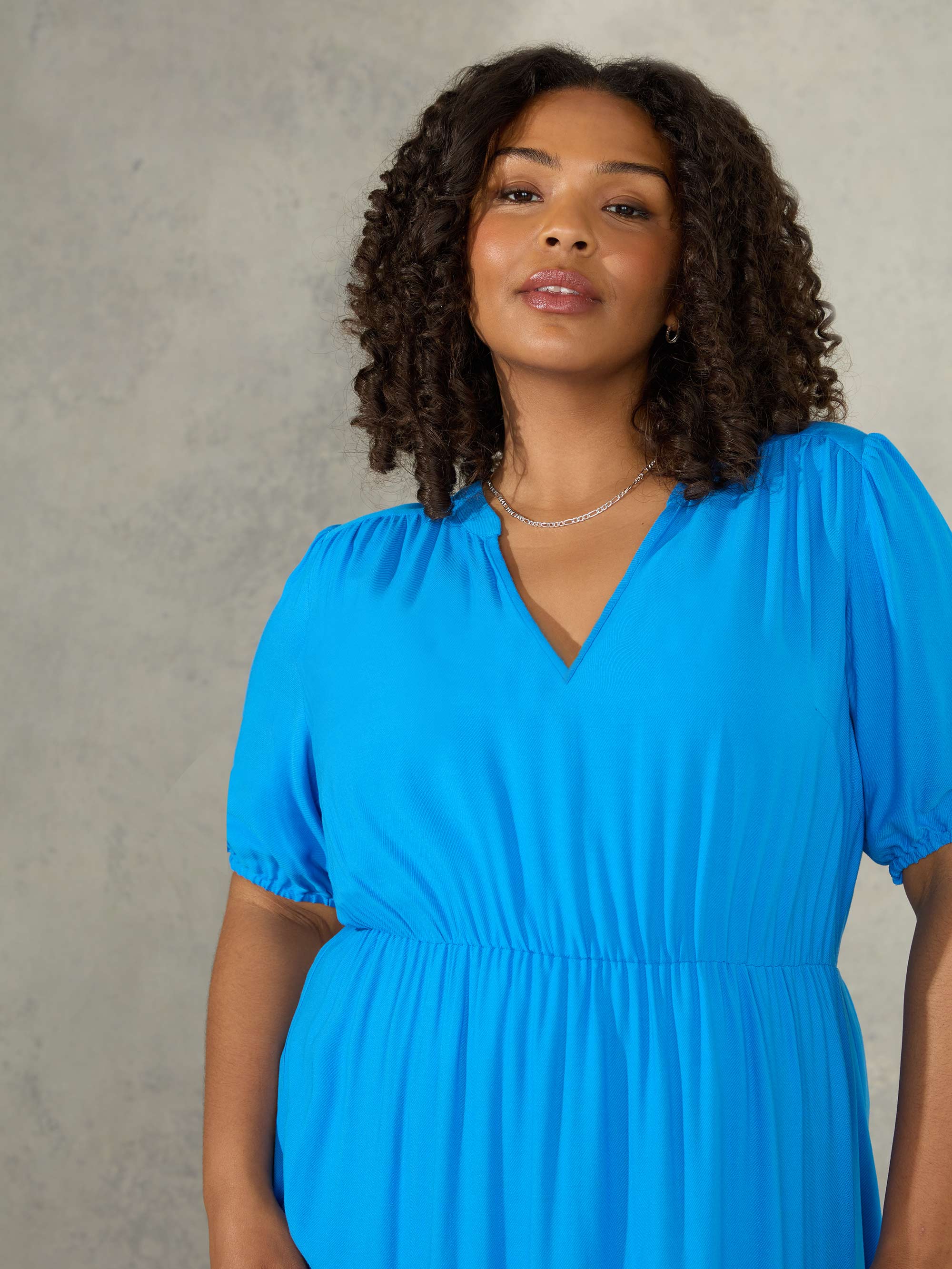 Blue Tiered Midi Dress - Image 4