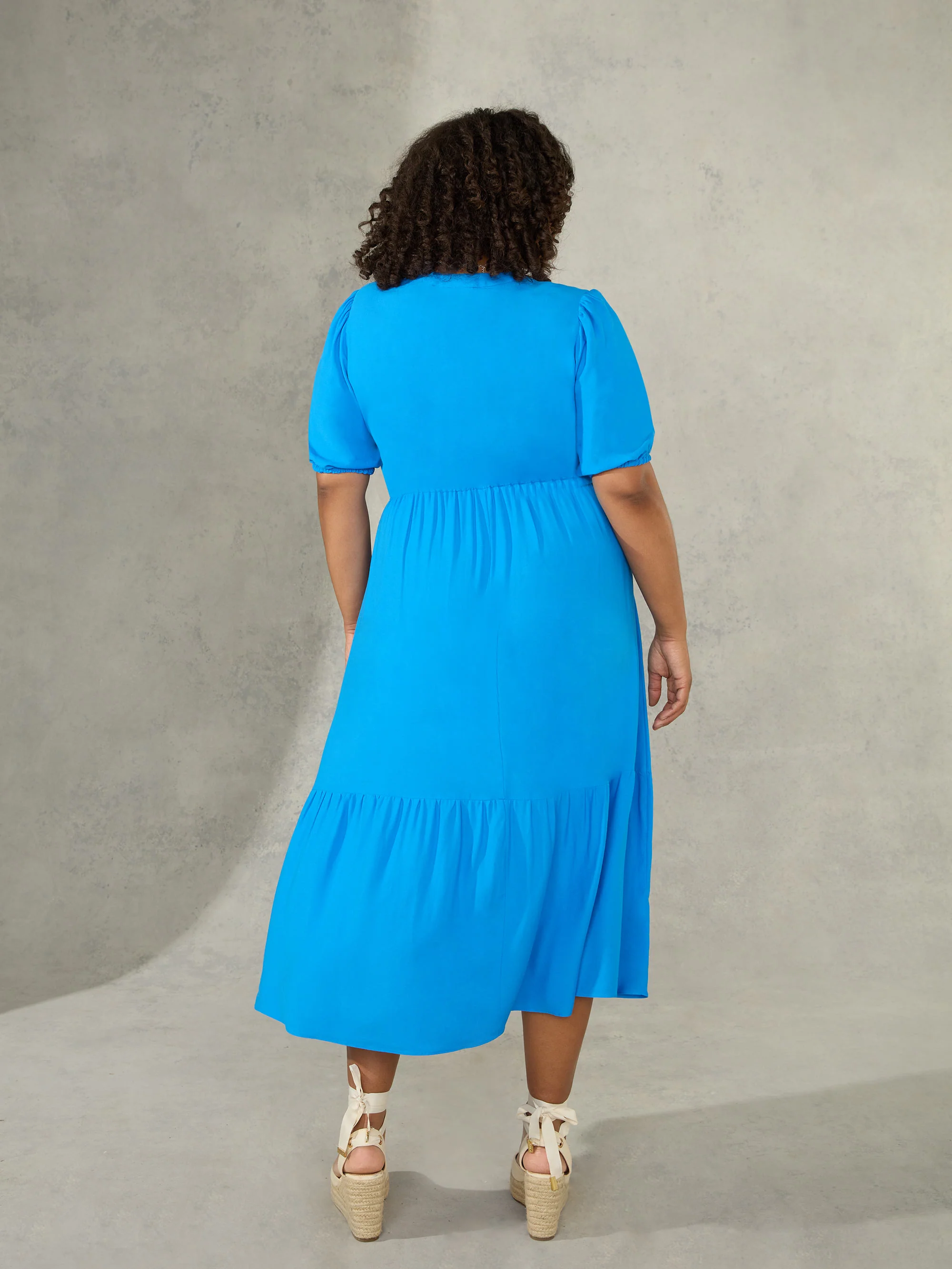 Blue Tiered Midi Dress - Image 5