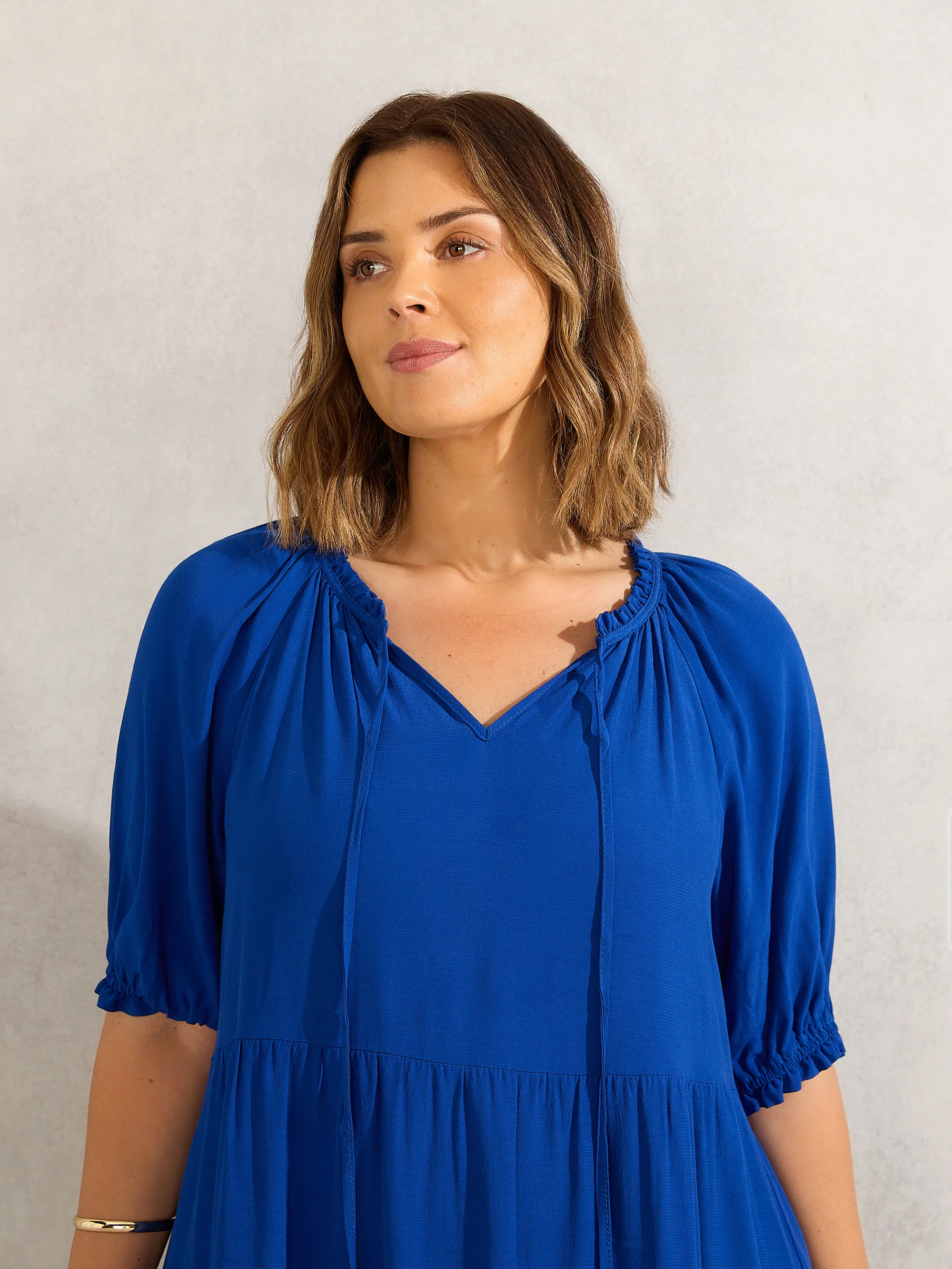 Blue Tiered V Neck Midiaxi Dress - Image 3