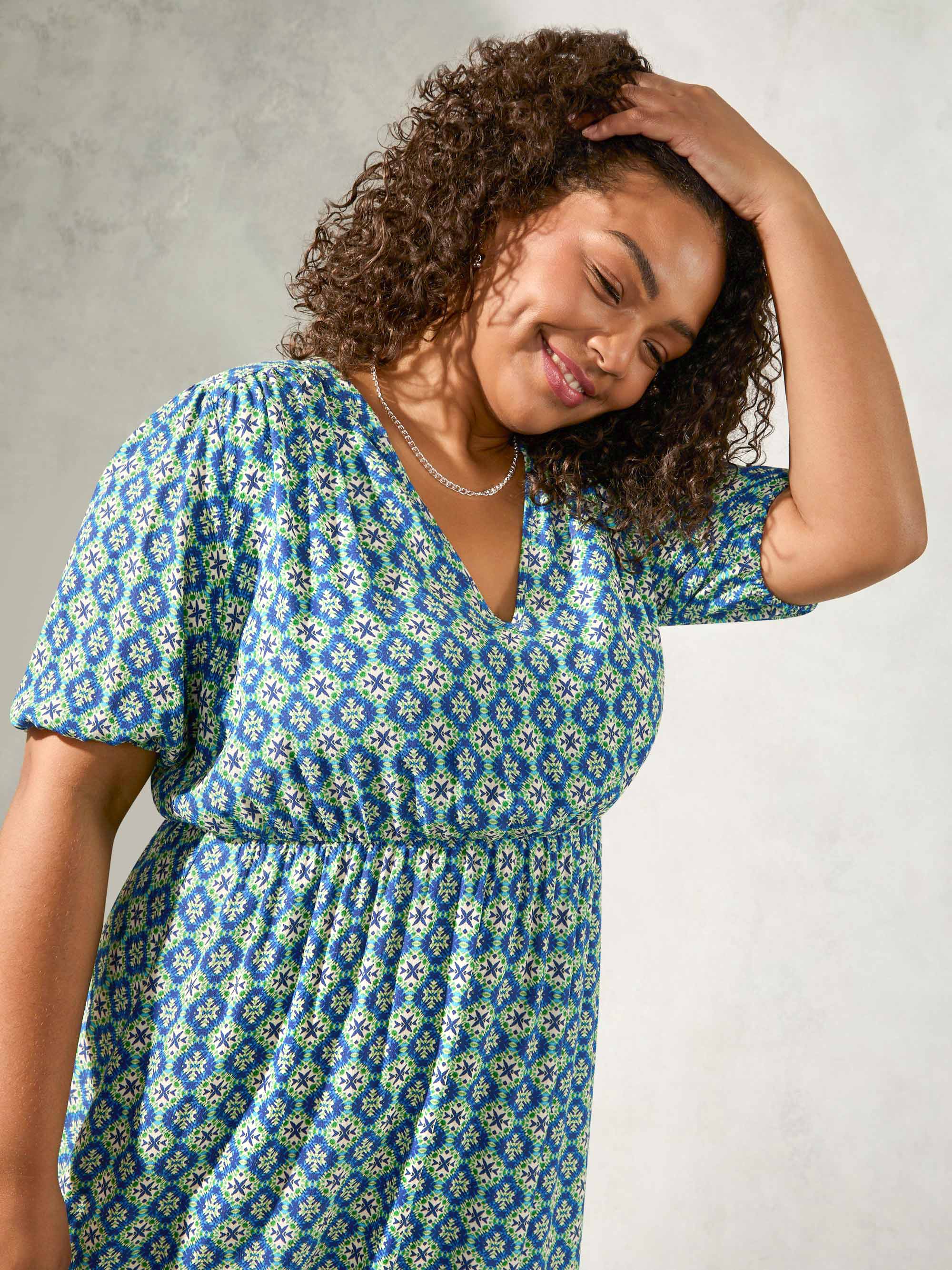 Blue Tile Print Tiered Midi Dress - Image 3