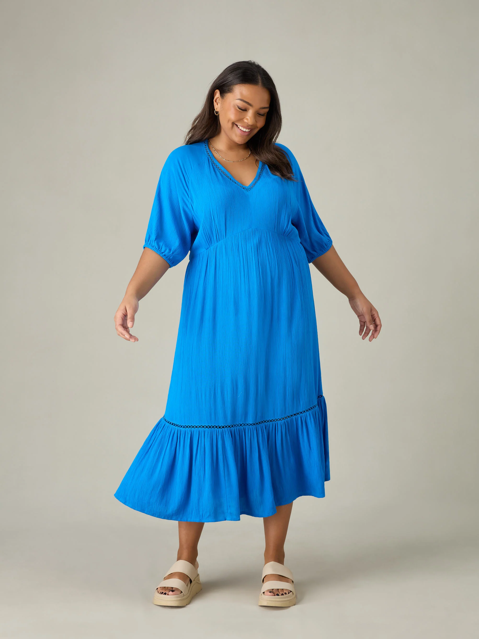Blue V-Neck Tiered Midi Dress - Image 3