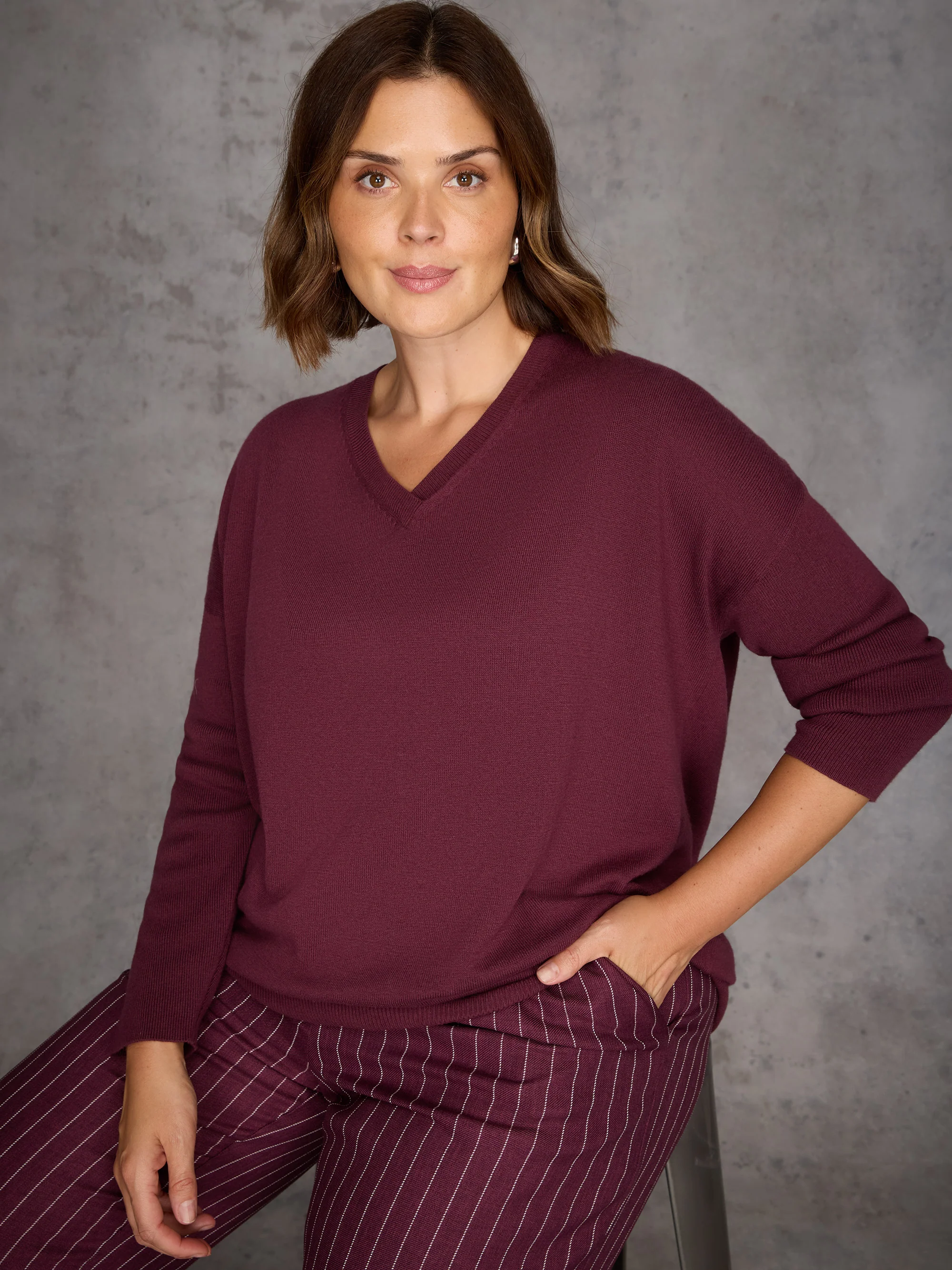 Burgundy V Neck Jumper - Image 3
