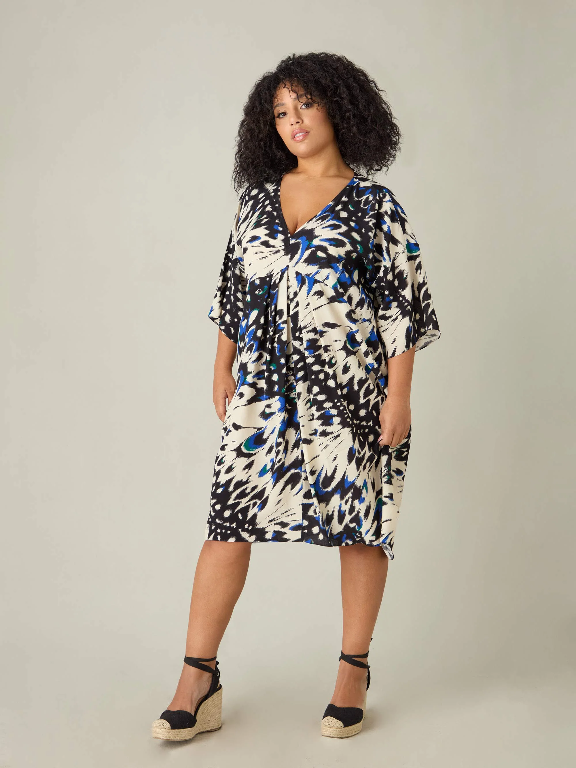 Butterfly Print V-Neck Dress - Image 3