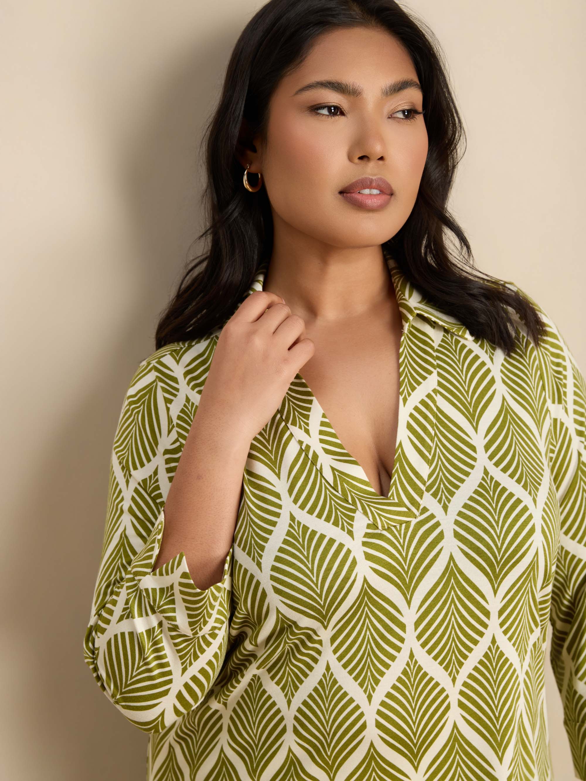 Chartreuse  Print 3/4 Sleeve Collared V-Neck Jersey Top - Image 6