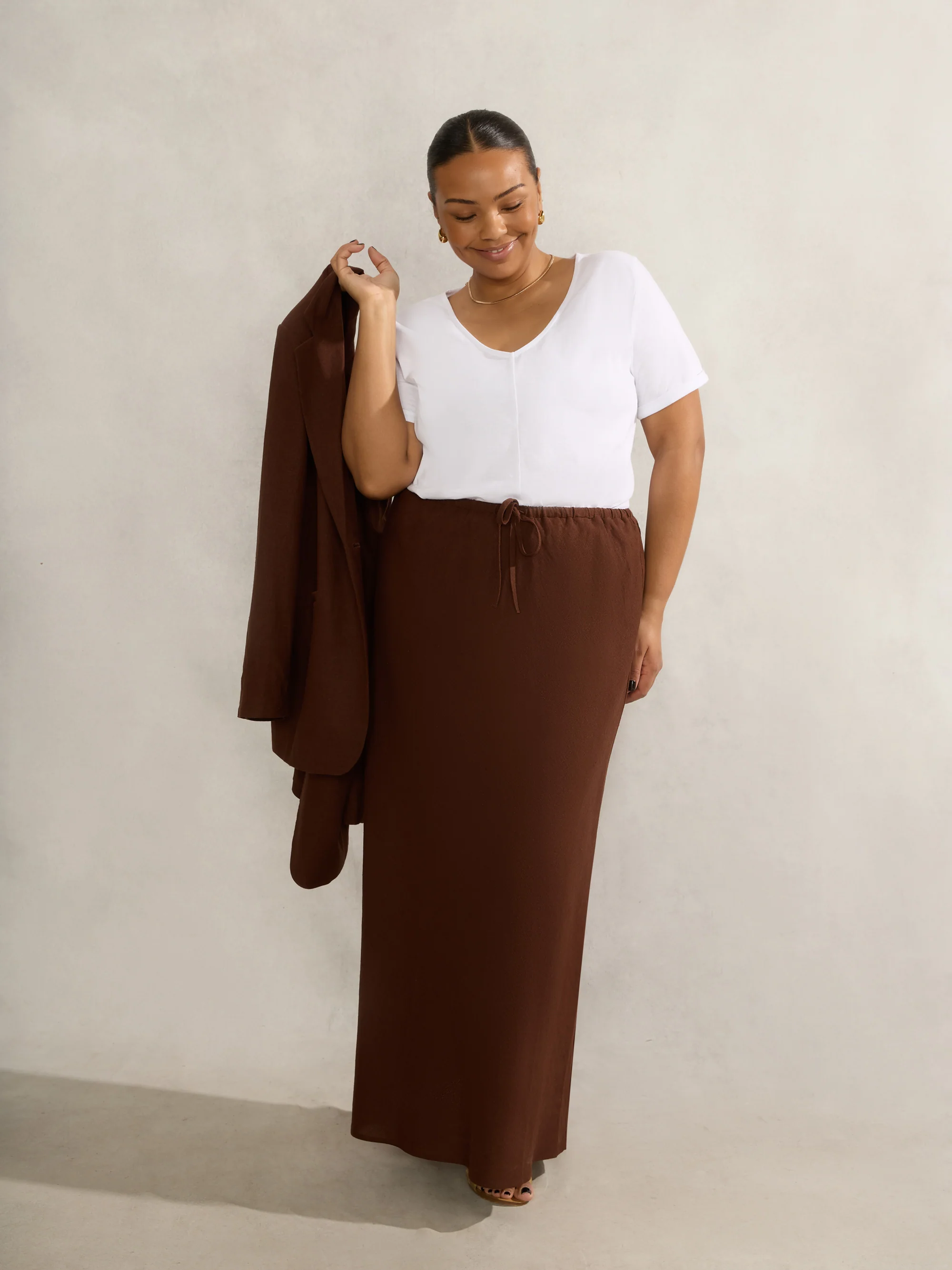 Chocolate Linen Blend Bias Cut Skirt - Image 2