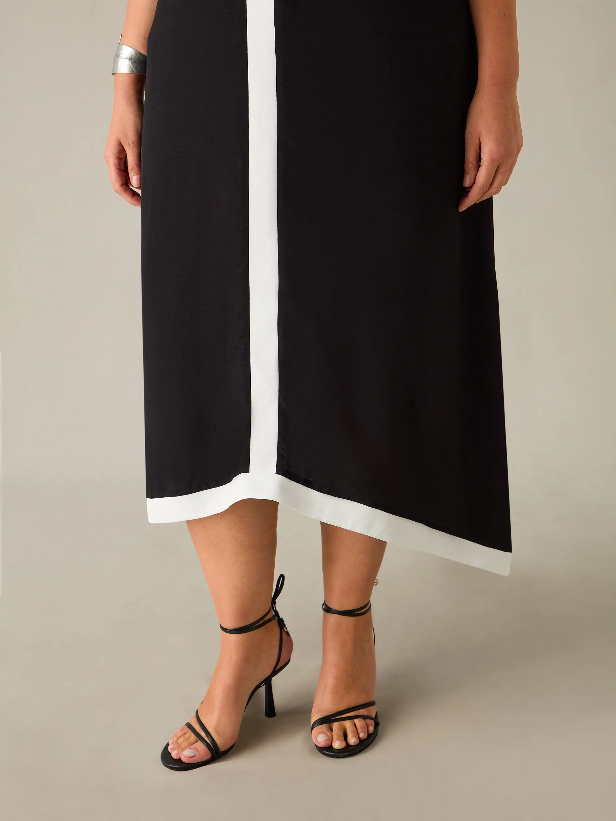 Colourblock Hanky Hem Midi Dress - Image 6