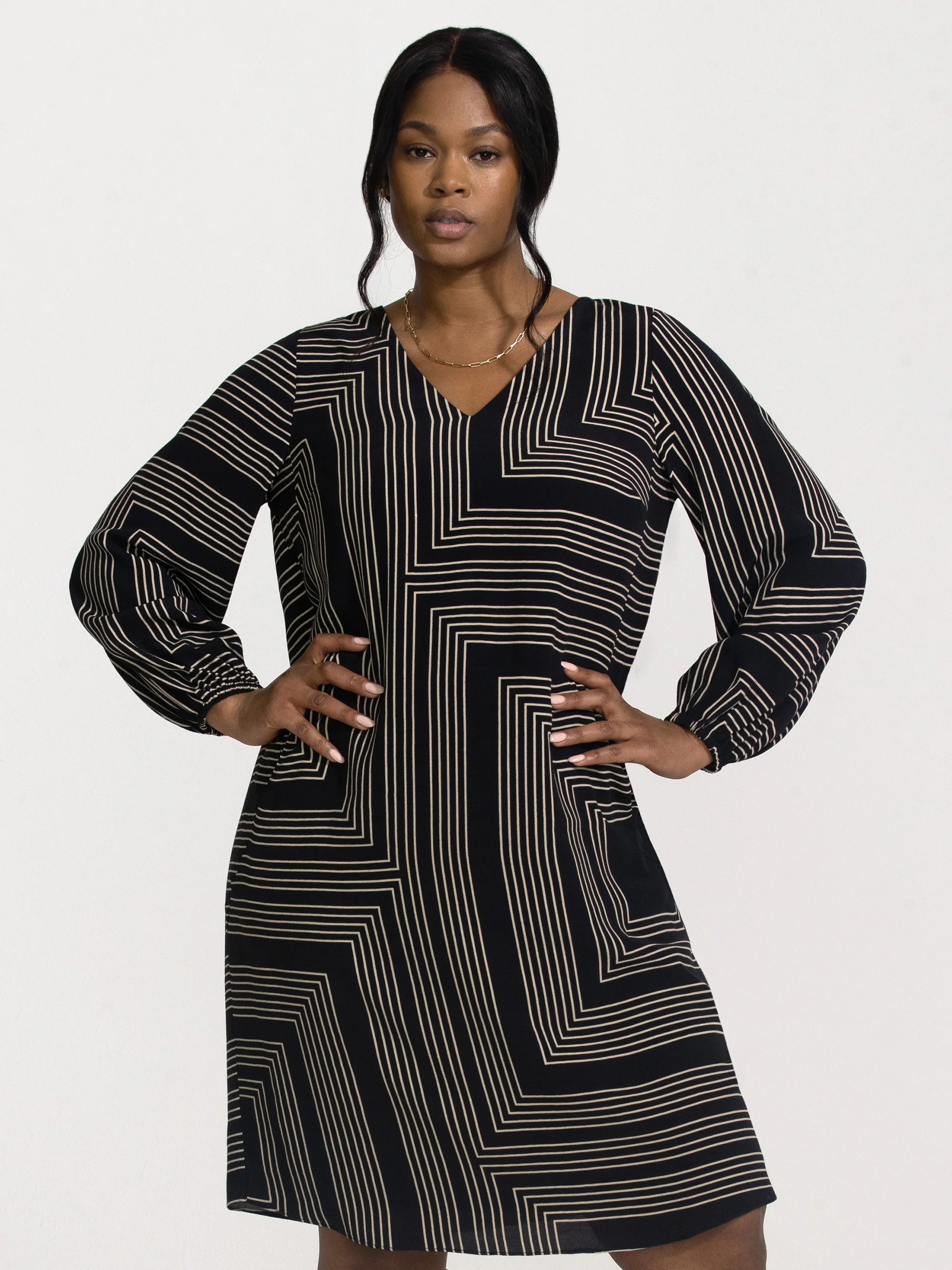 Geo Print Dress With Pockets - Image 2