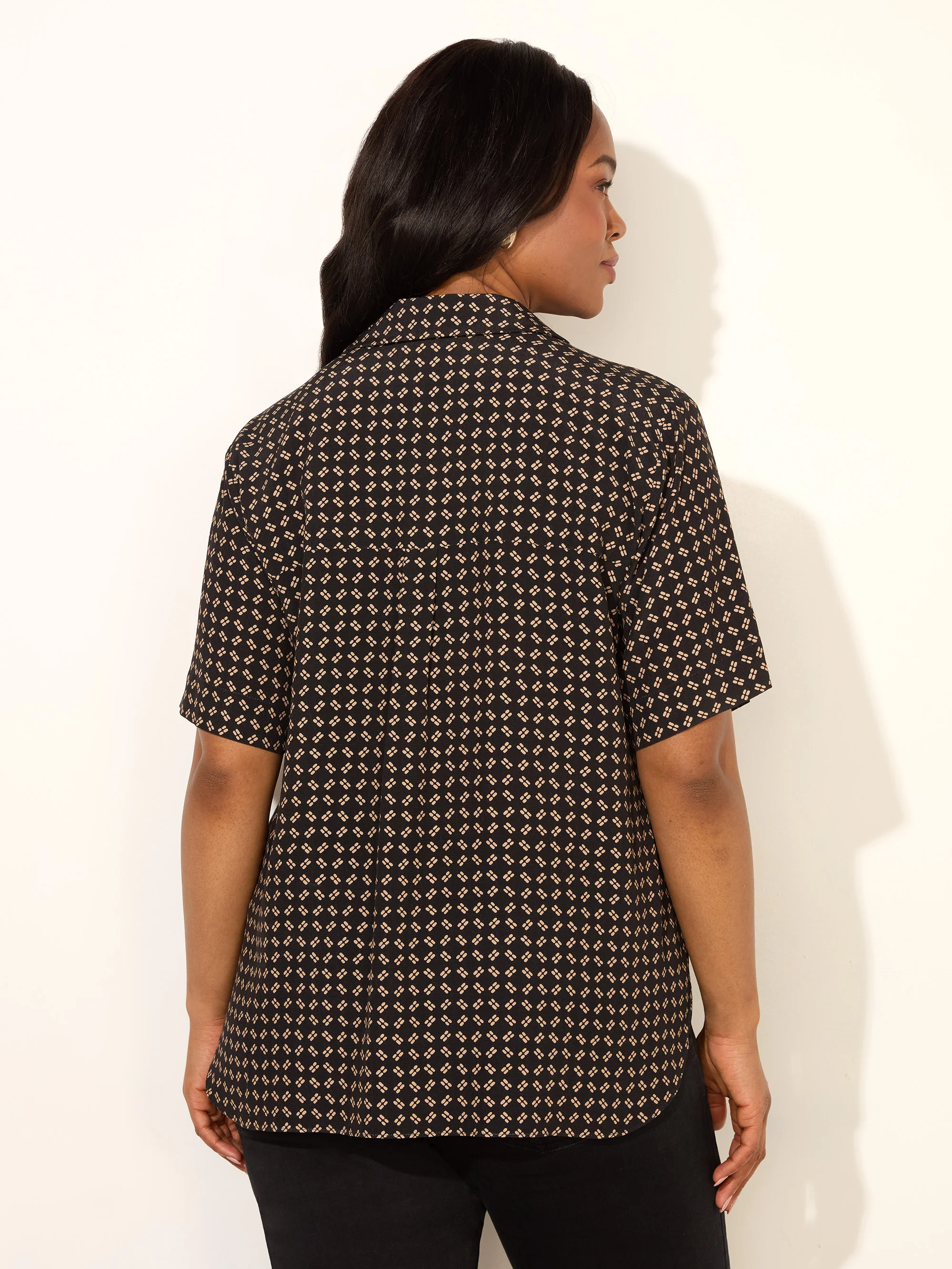 Geo Print Short Sleeve Shirt - Image 8