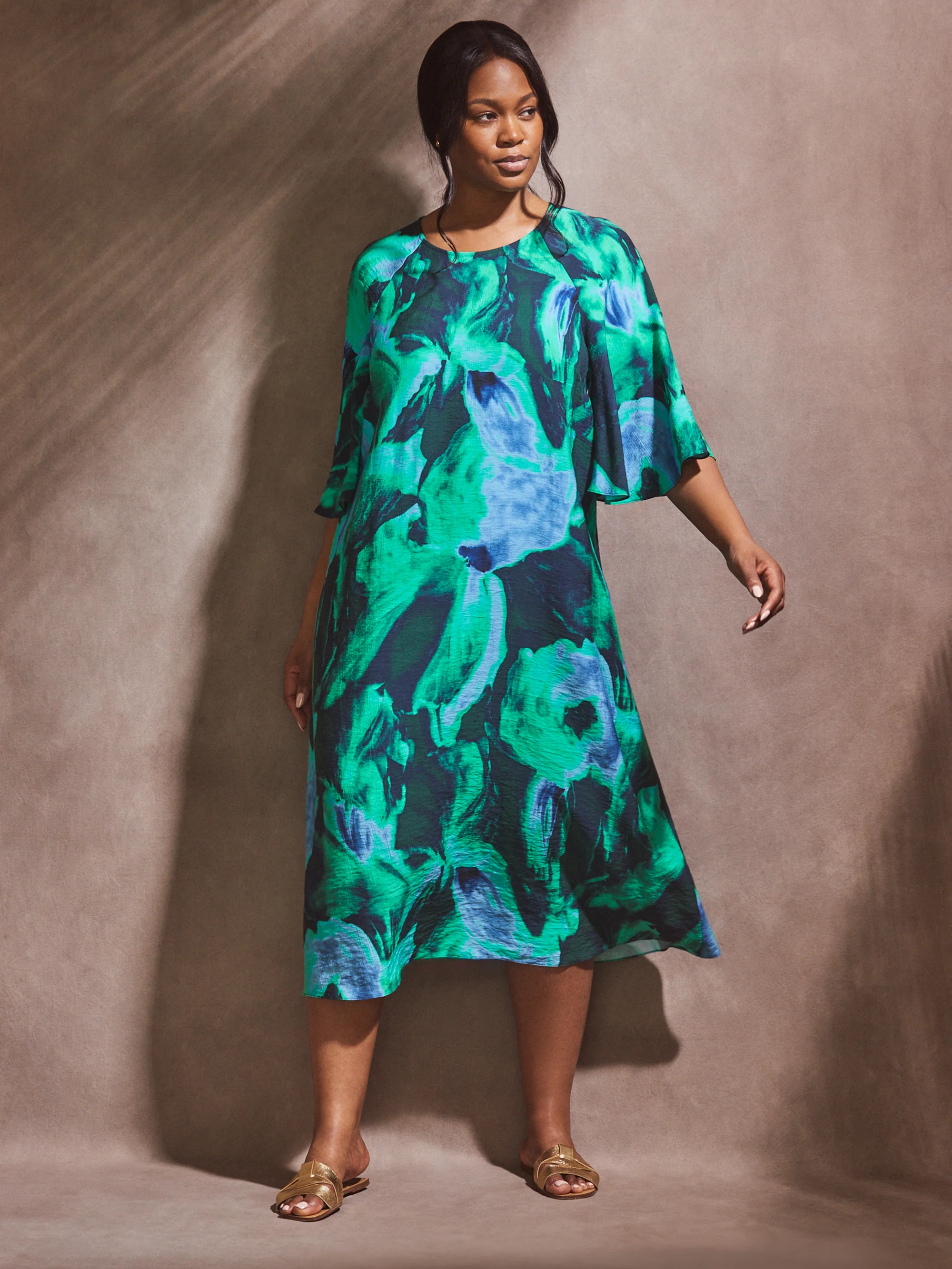Green Abstract Print Flutter Sleeve Midi Dress - Image 2