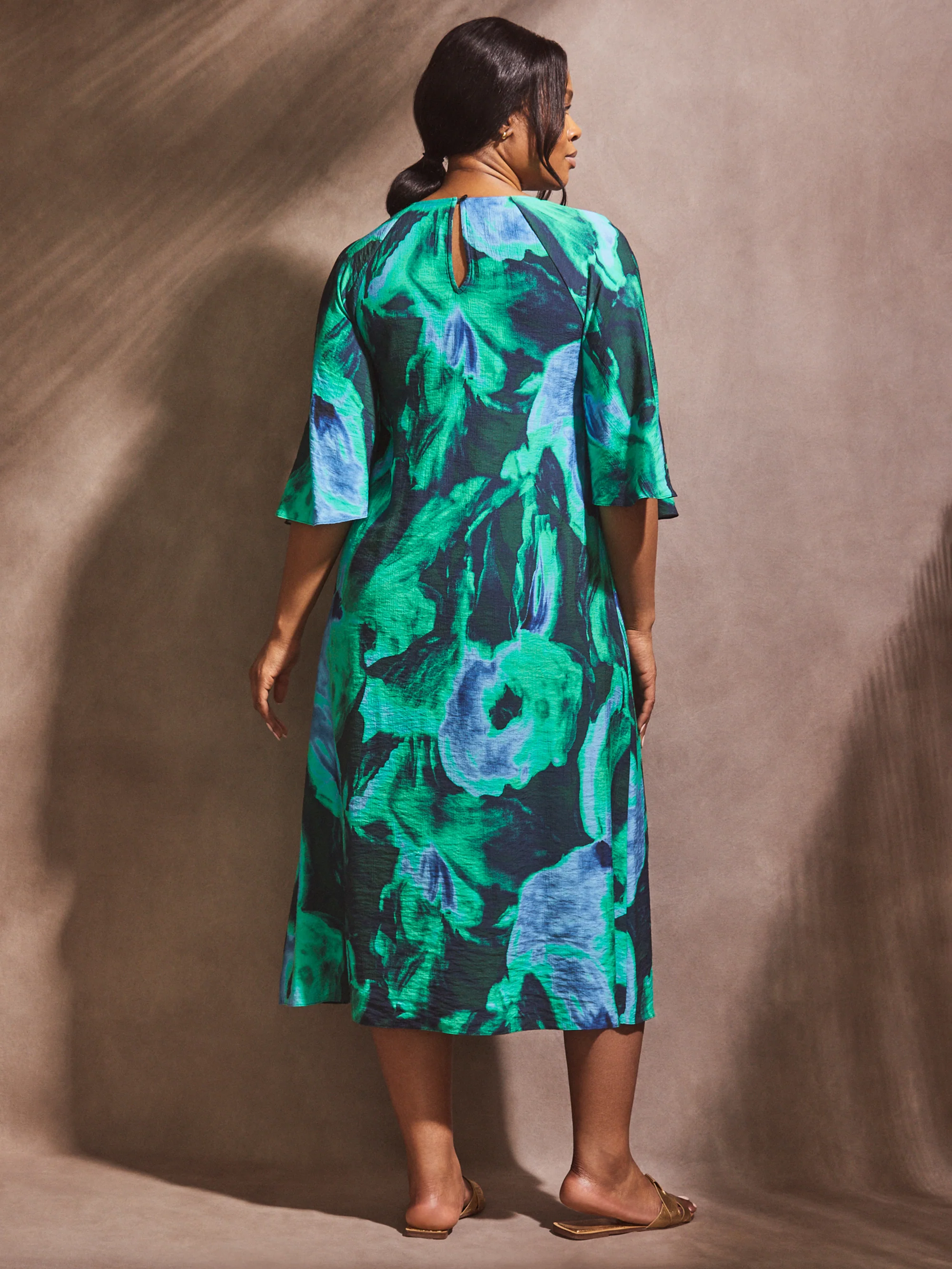 Green Abstract Print Flutter Sleeve Midi Dress - Image 6