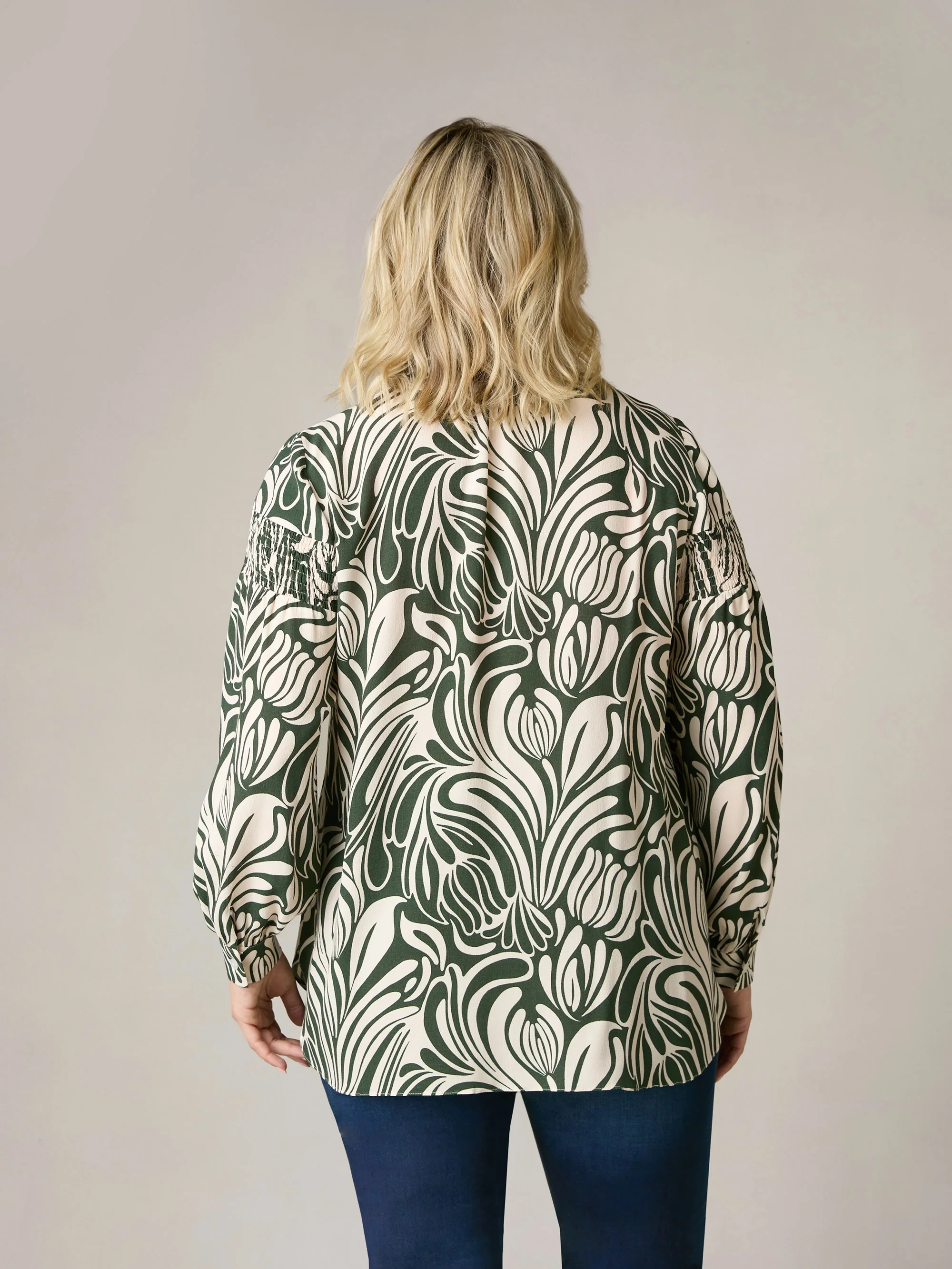 Green Abstract Print Shirred Shoulder Blouse - Image 4