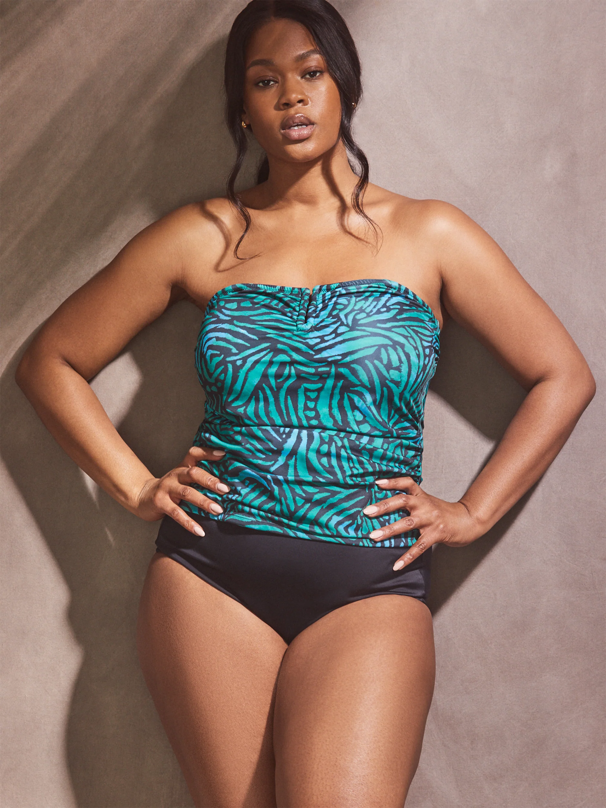 Green Abstract Print U Ring Tankini Top - Image 2
