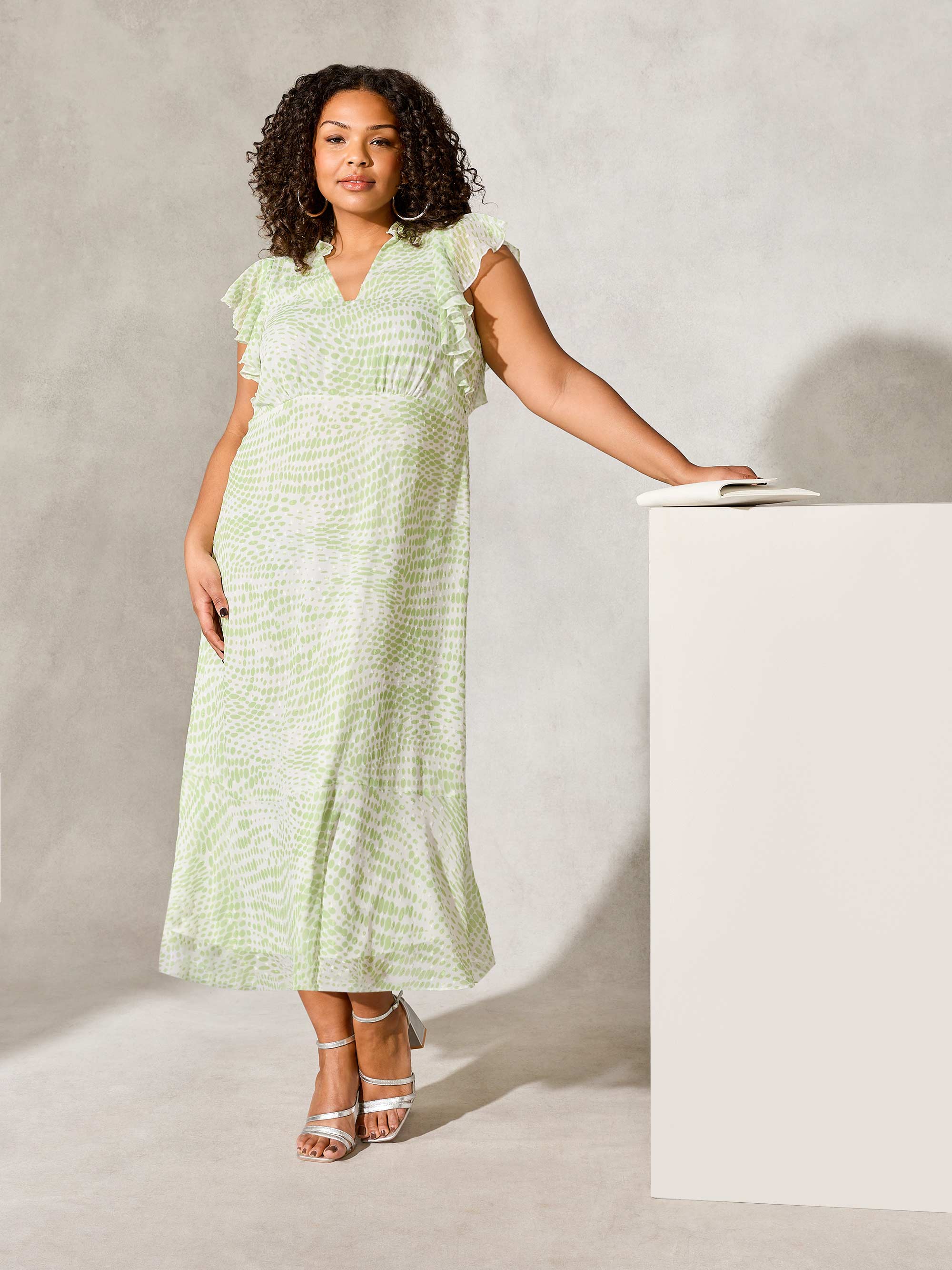 Green Animal Print Textured Ruffle Sleeve Midi Dress - Image 3