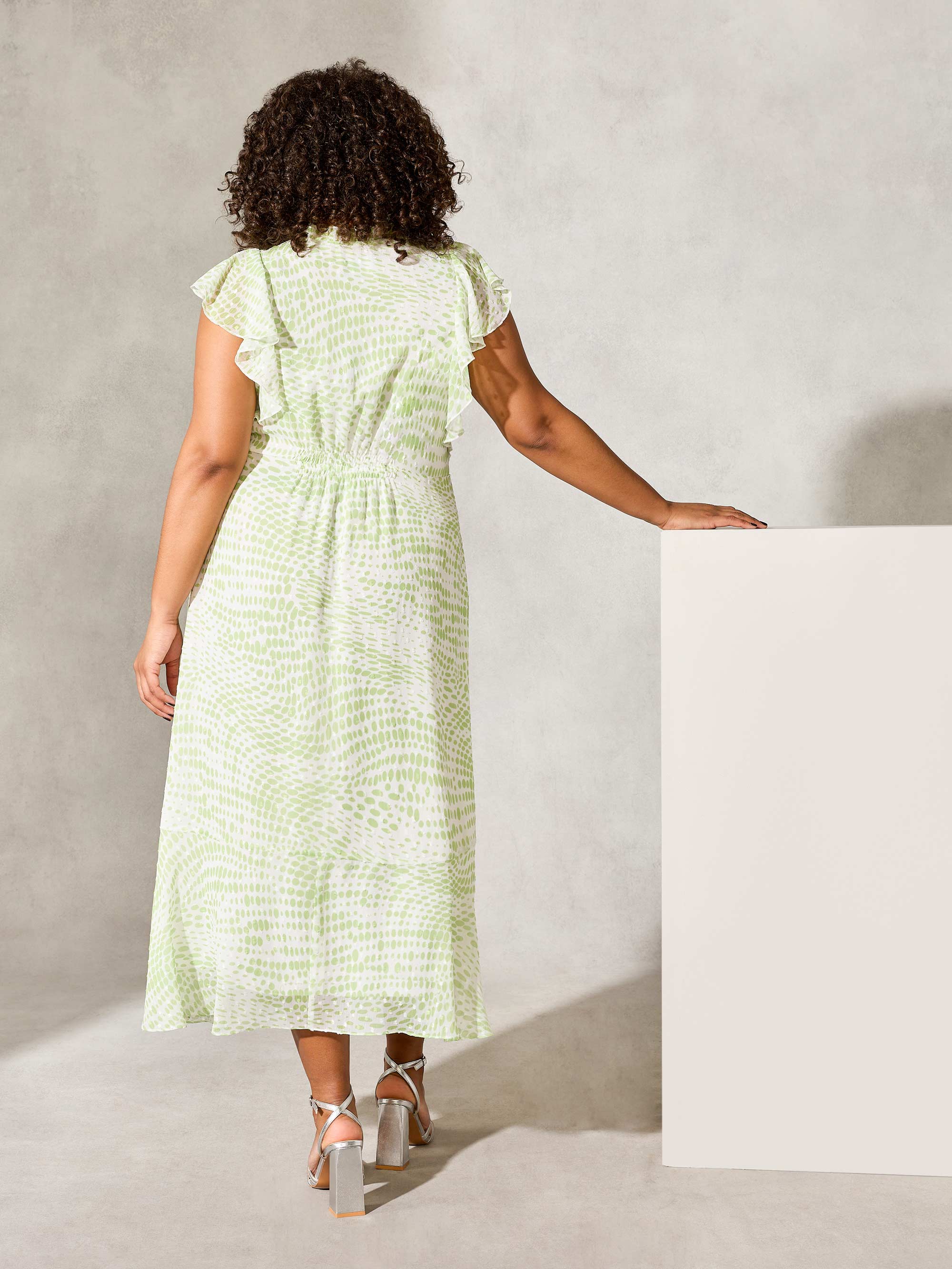 Green Animal Print Textured Ruffle Sleeve Midi Dress - Image 5