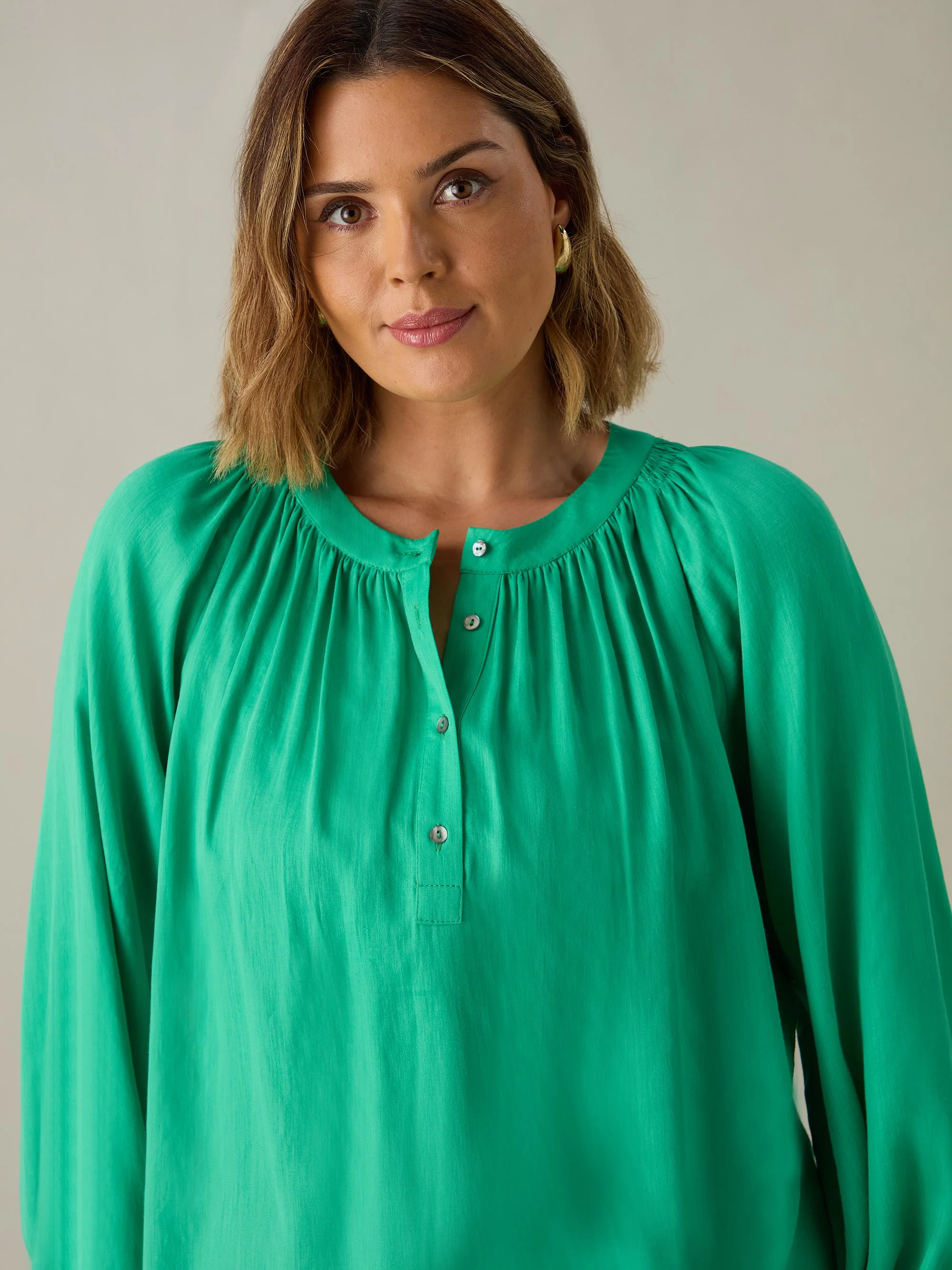 Green Chambray Blouse - Image 2