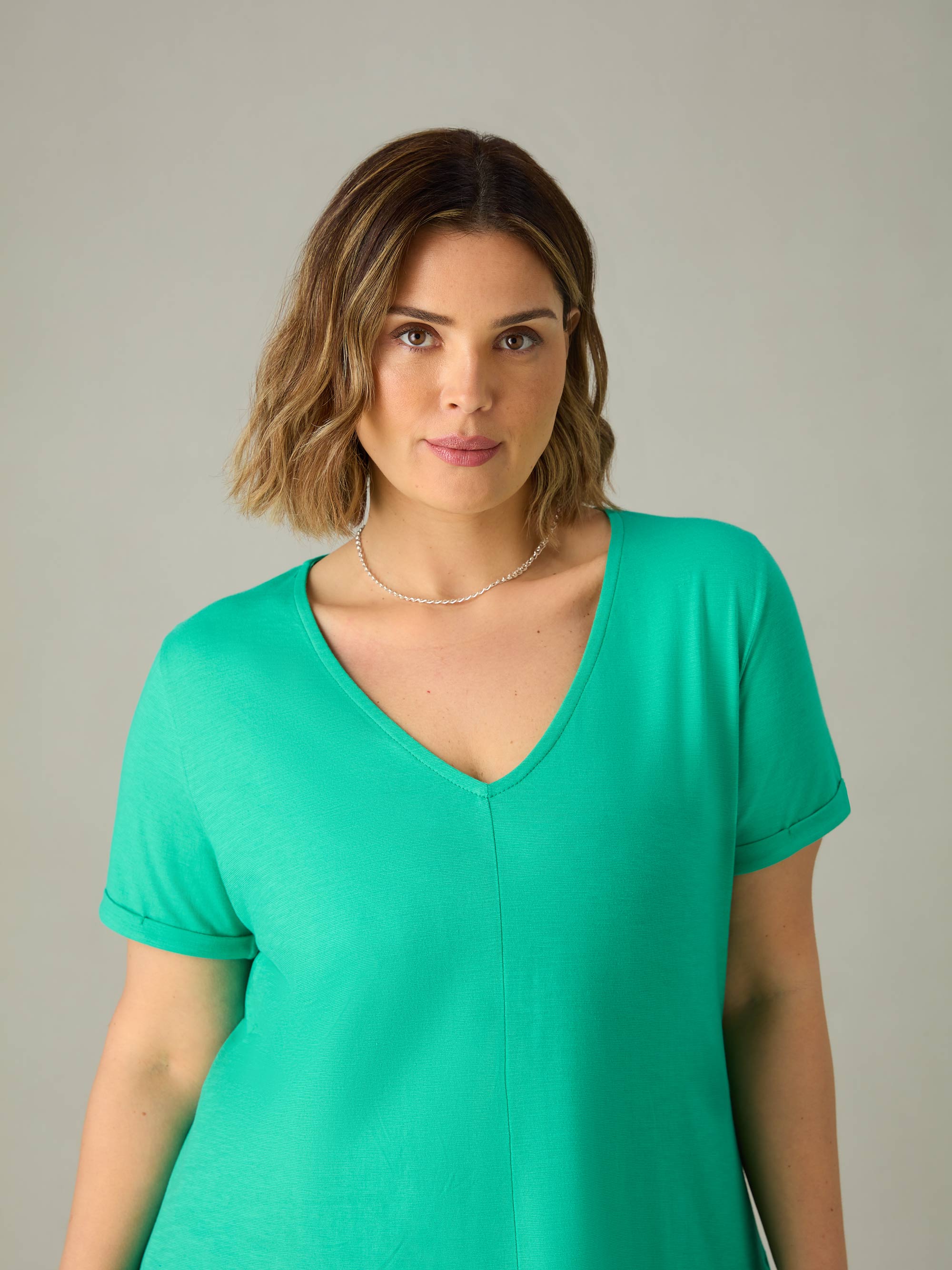 Green Cotton Slub V-Neck T-Shirt - Image 2