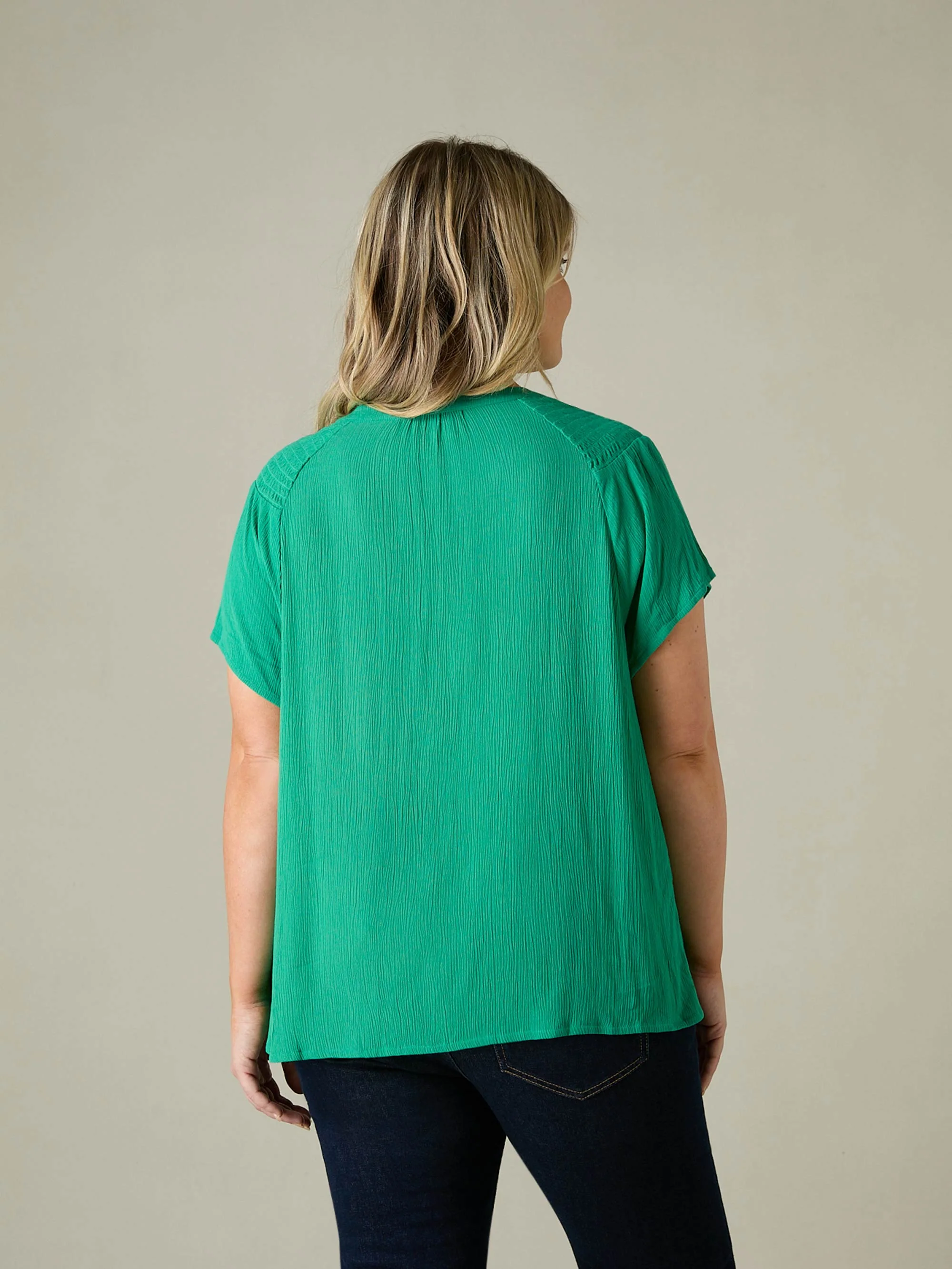Green Crinkle Shirred Shoulder Top - Image 5