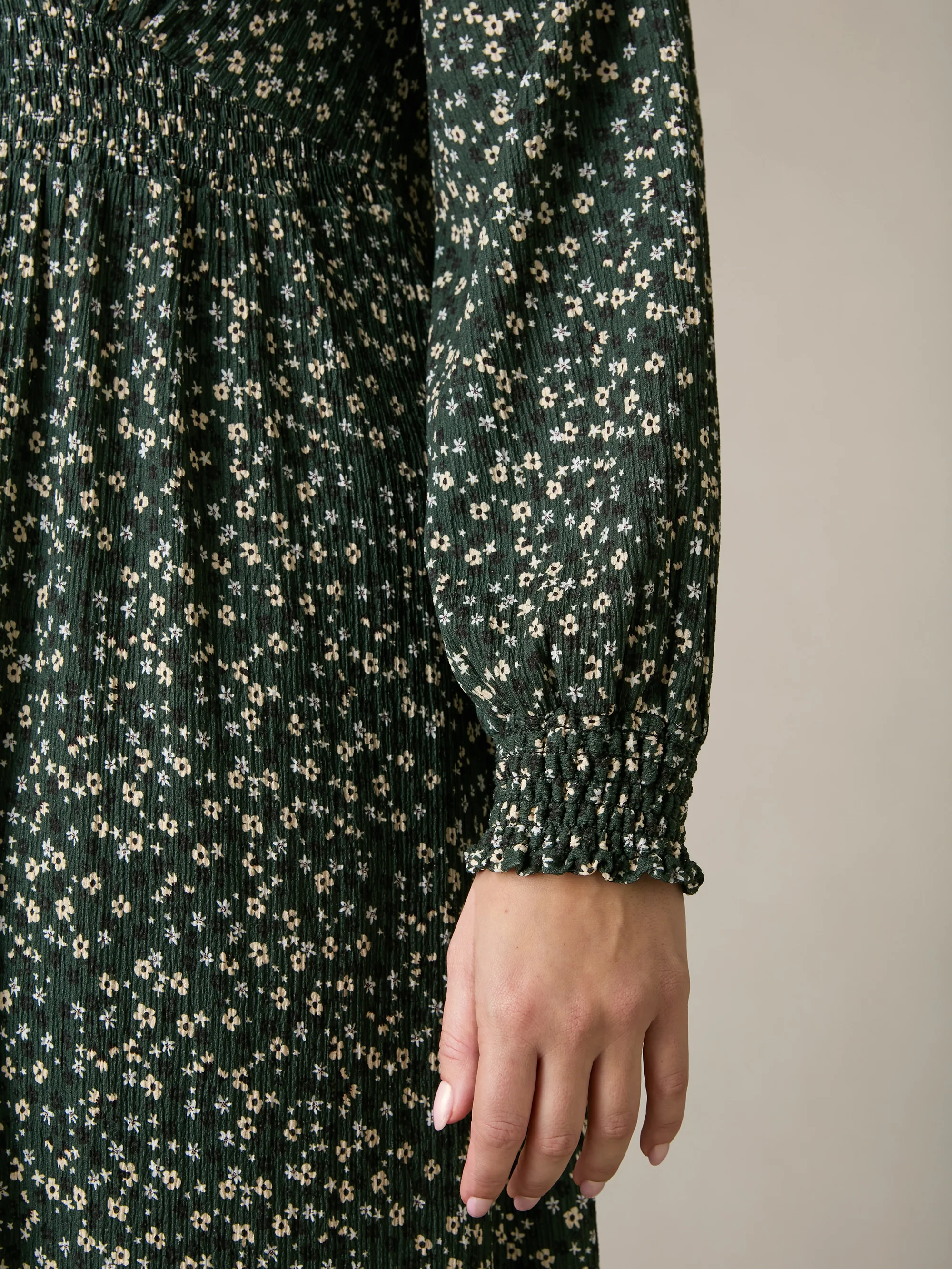 Green Ditsy Jersey Shirred Waist Dress - Image 5