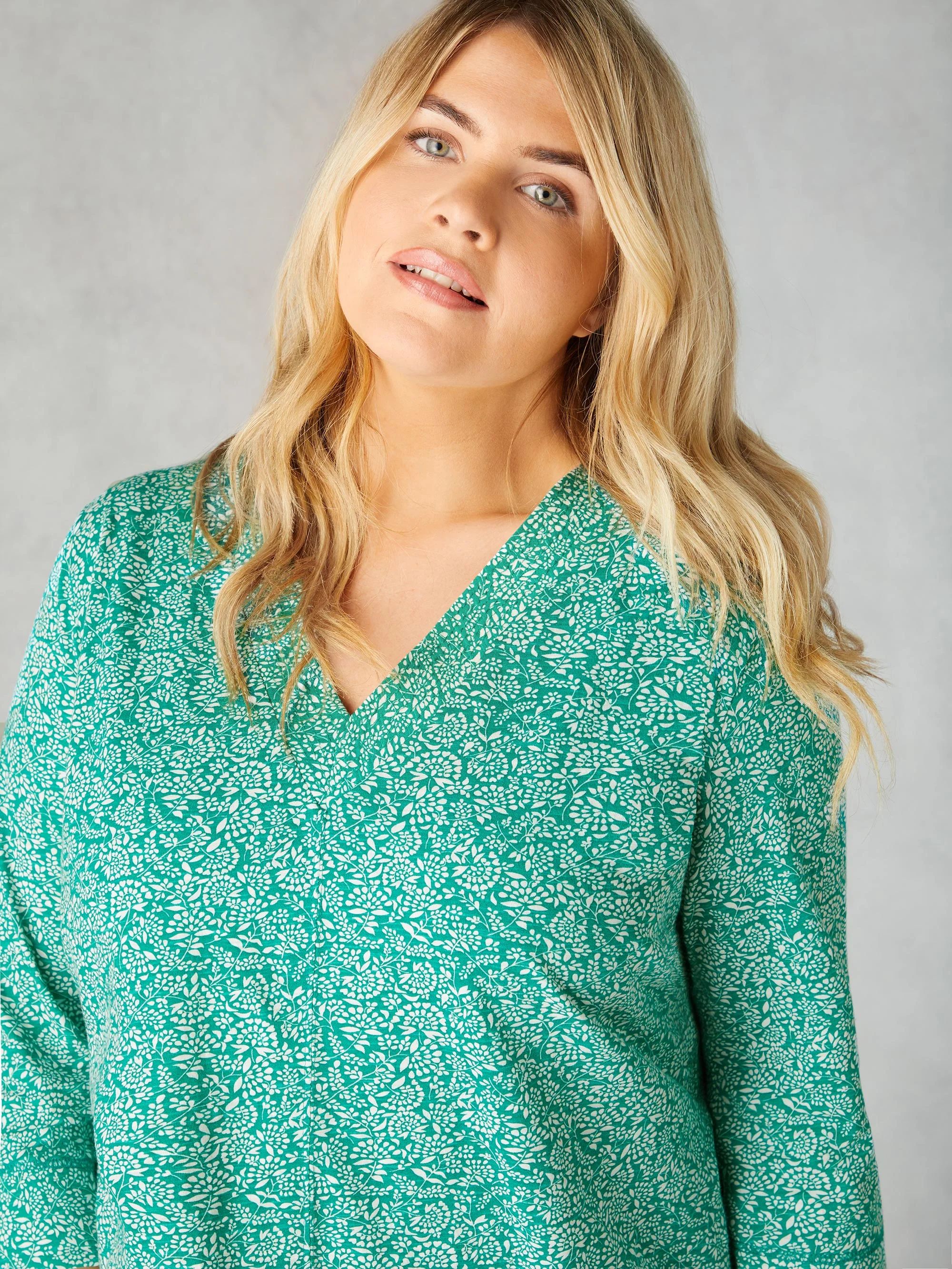 Green Ditsy Leaf Cotton Slub Relaxed Tunic - Image 6