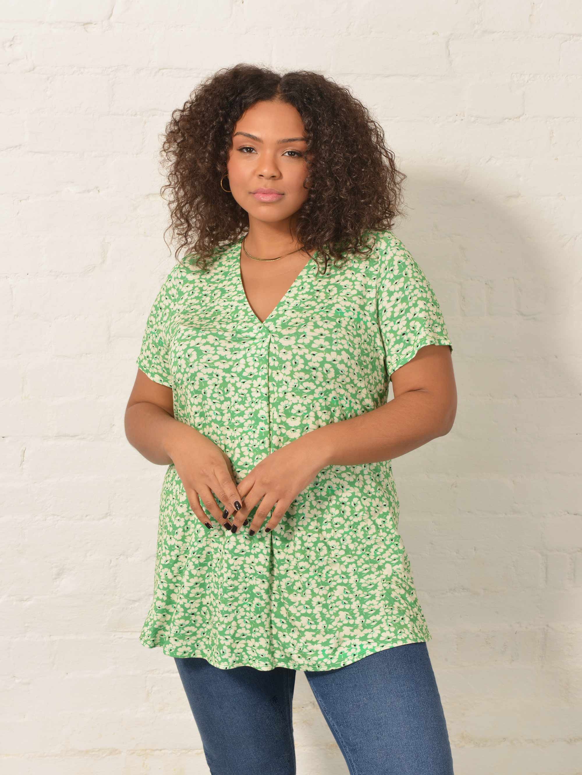 Green Ditsy Short Sleeve Pleat Front Jersey Top - Image 2