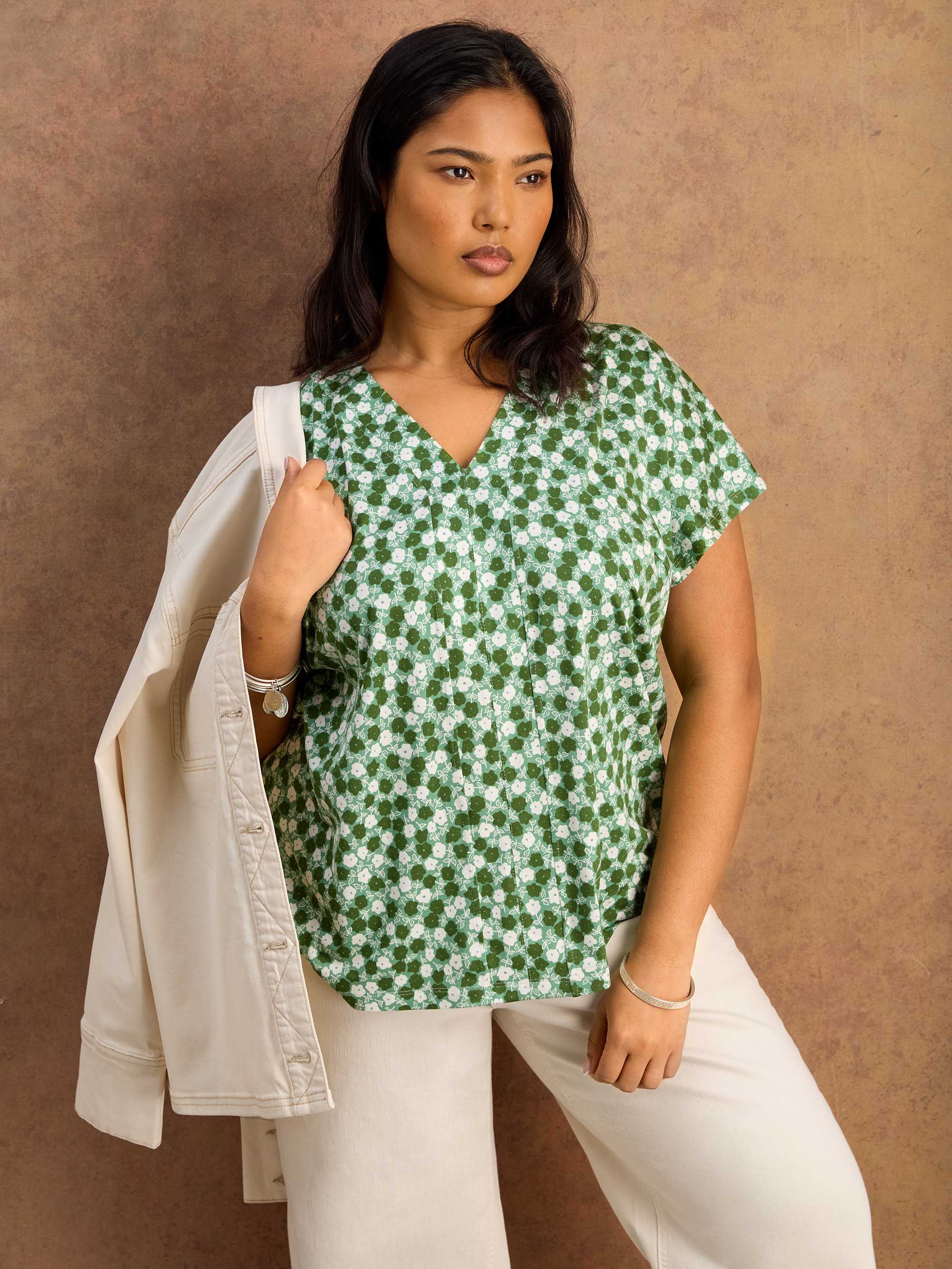 Green Ditsy V Neck Jersey Top - Image 5