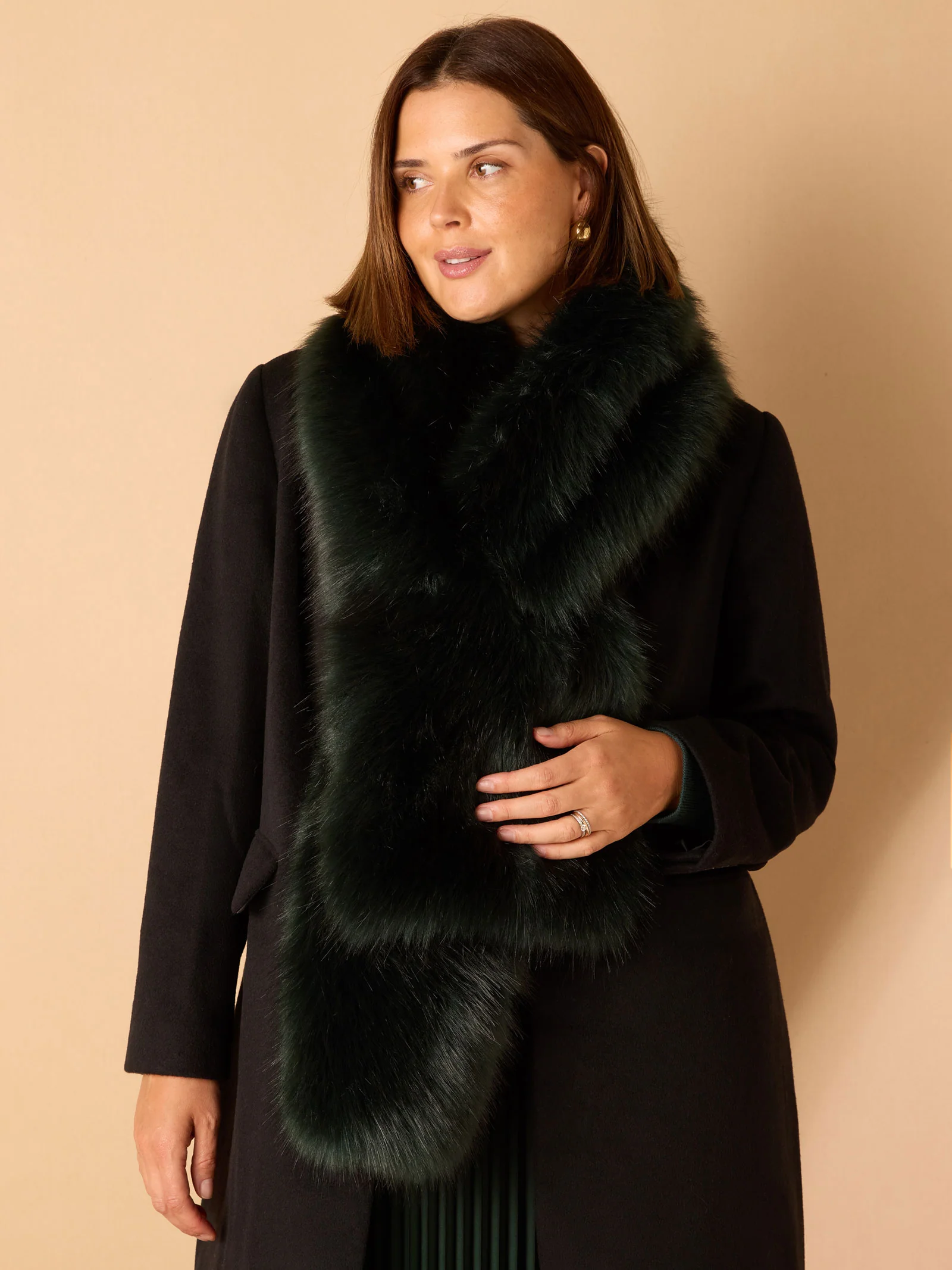 Green Faux Fur Scarf - Image 3
