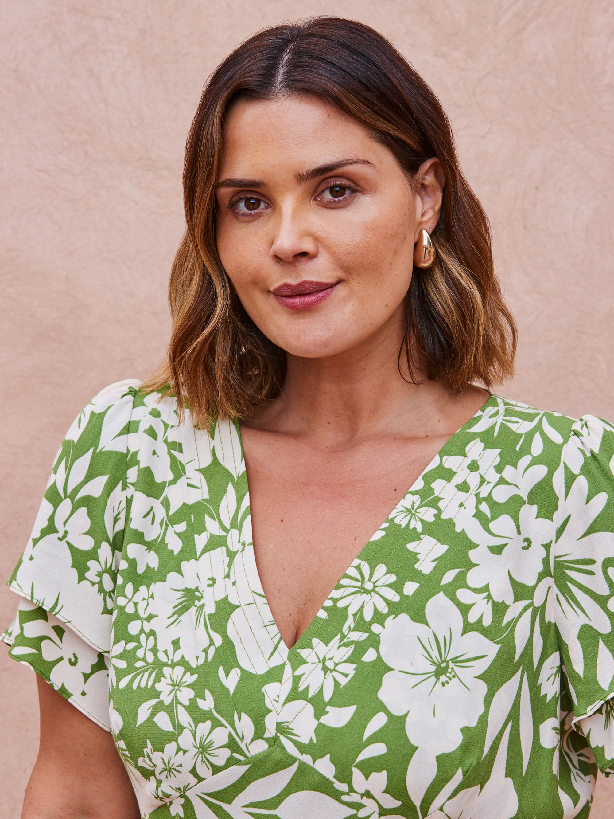Green Floral Flutter Sleeve Dress - Image 7