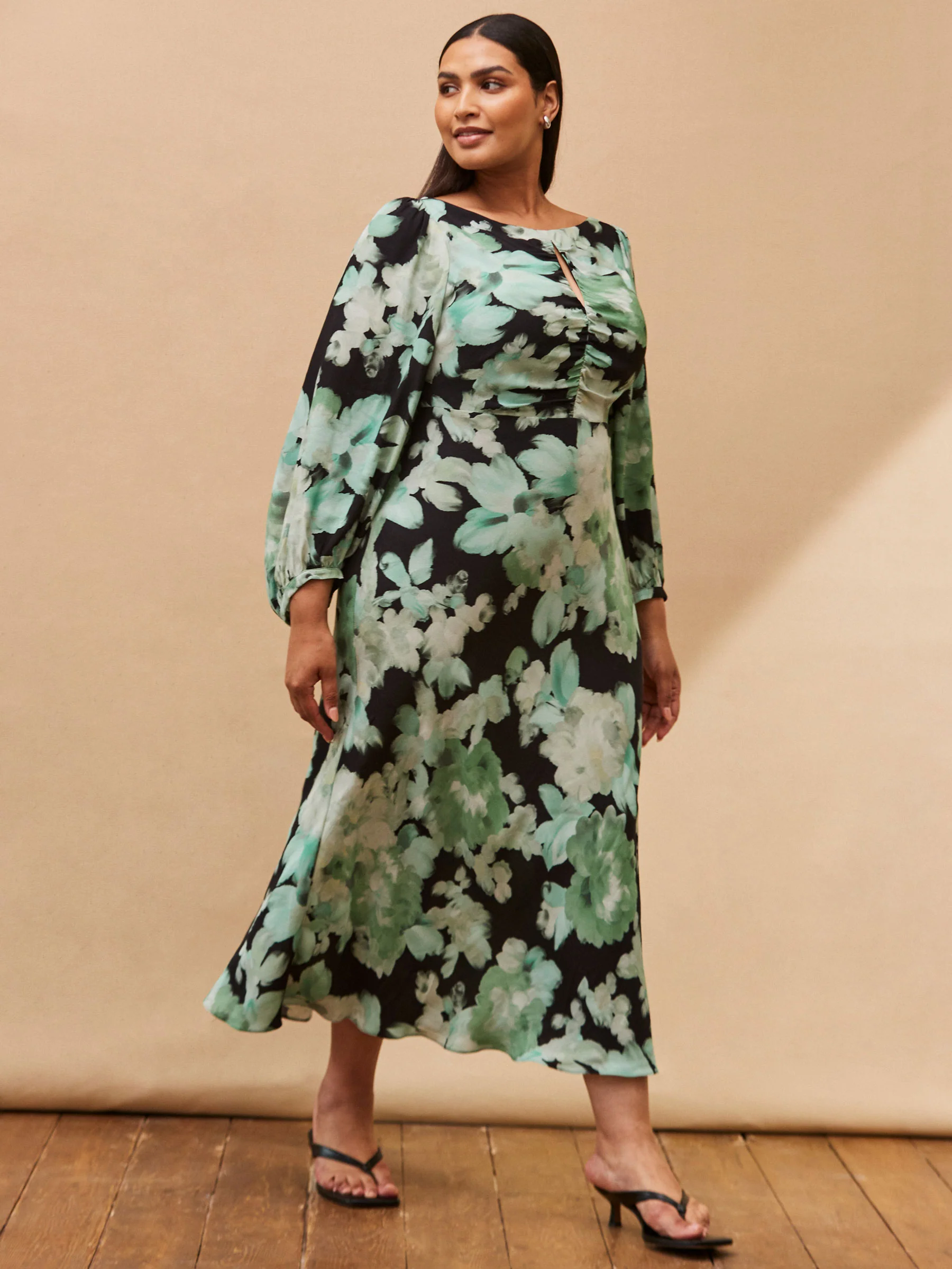 Green Floral Print Ruched Maxi Dress - Image 3