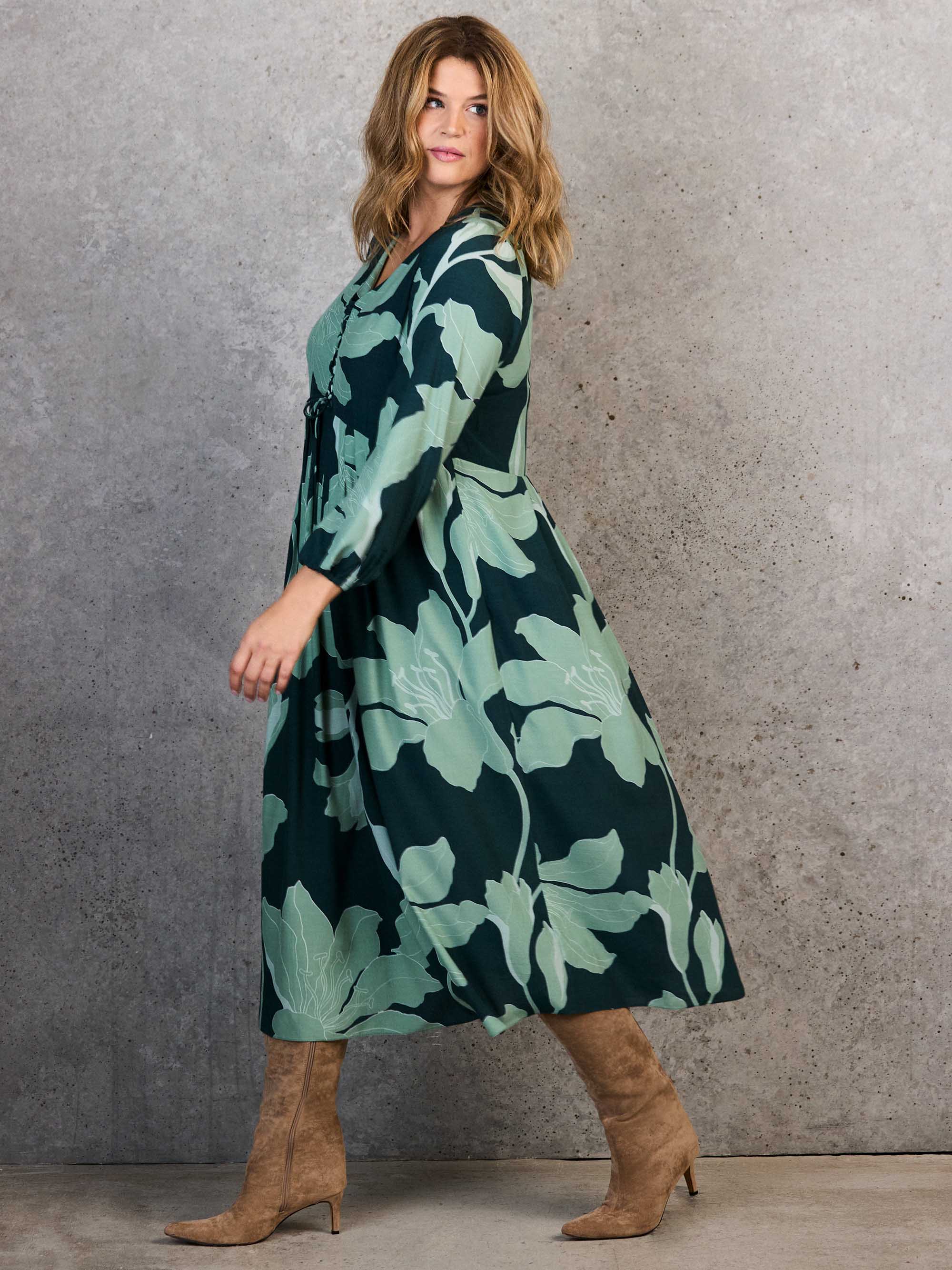 Green Floral Print Tie Front Midaxi Dress - Image 5
