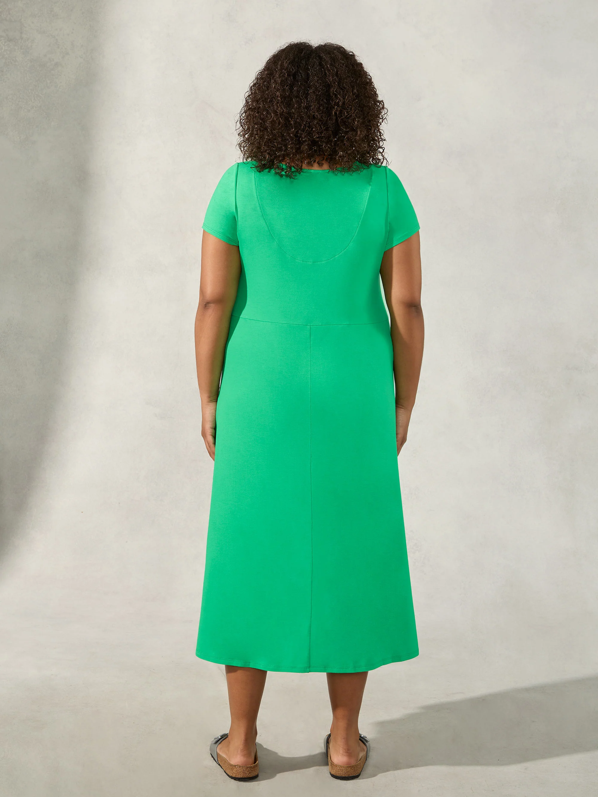 Green Jersey Swing Midaxi Dress - Image 3