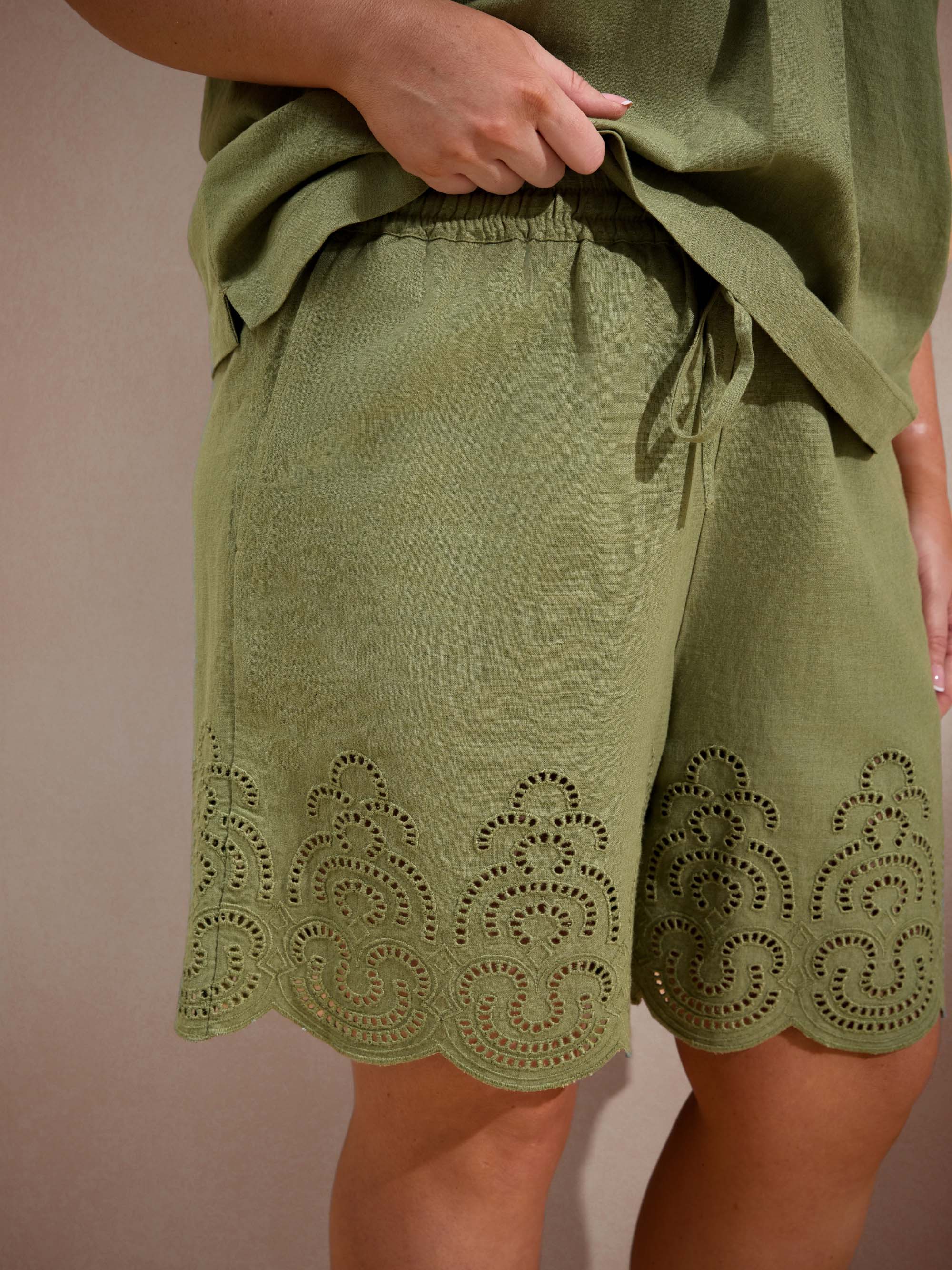 Green Linen Blend Broderie Shorts - Image 3