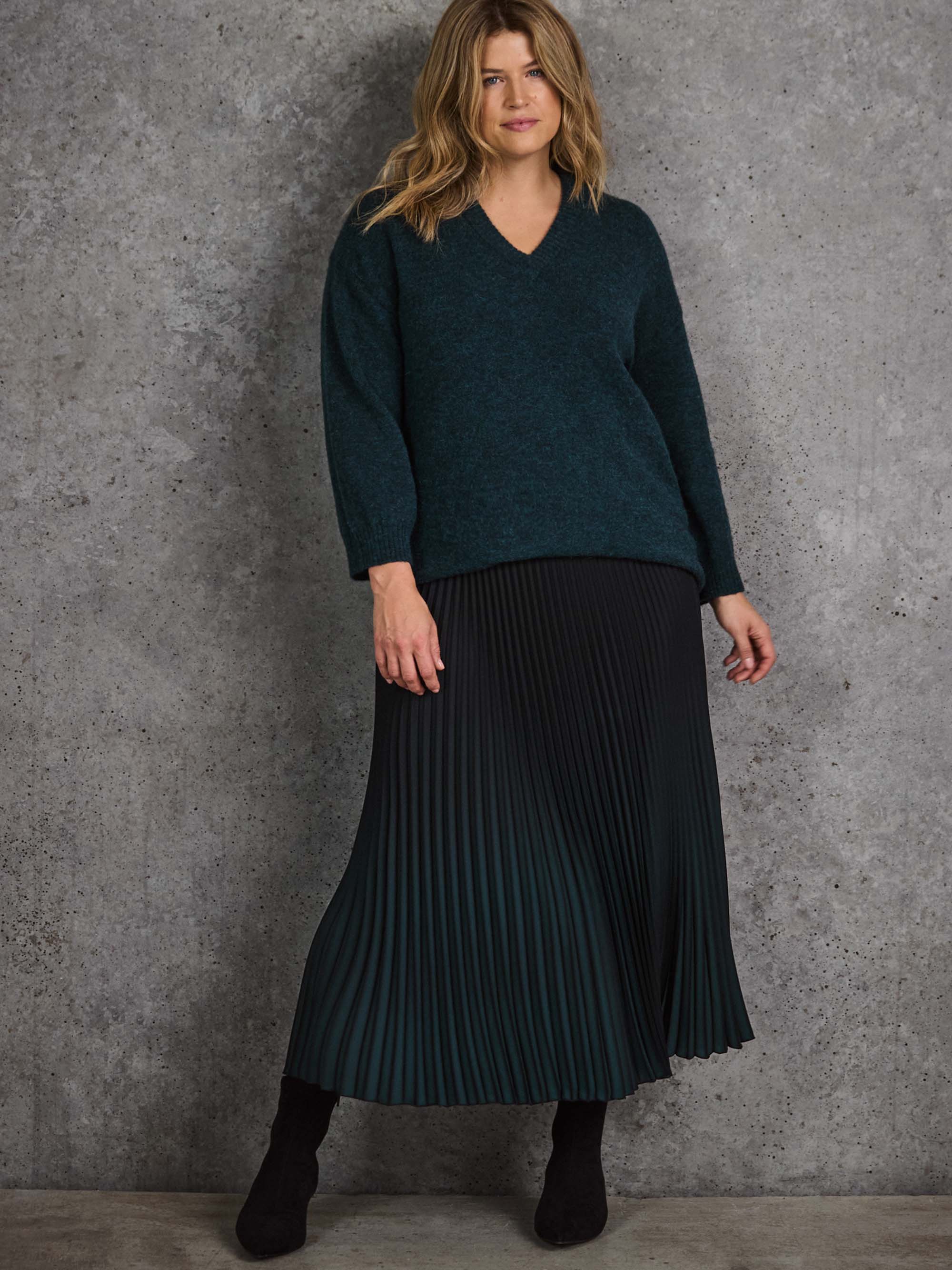 Green Ombre Pleated Maxi Skirt - Image 2