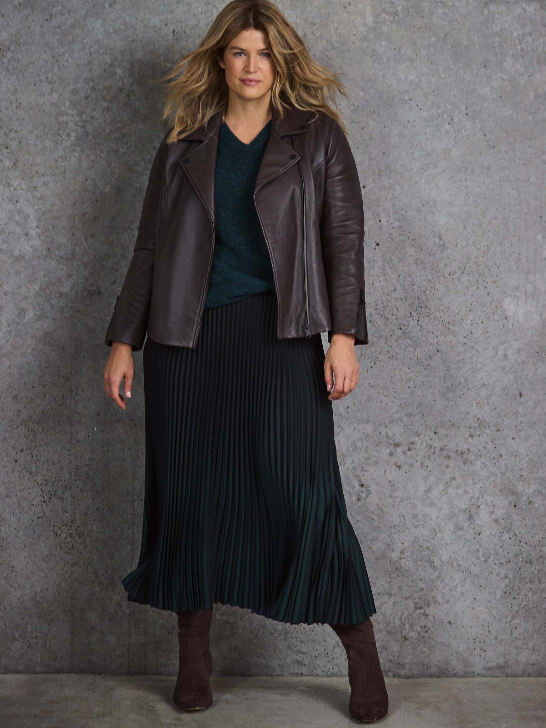 Green Ombre Pleated Maxi Skirt - Image 5
