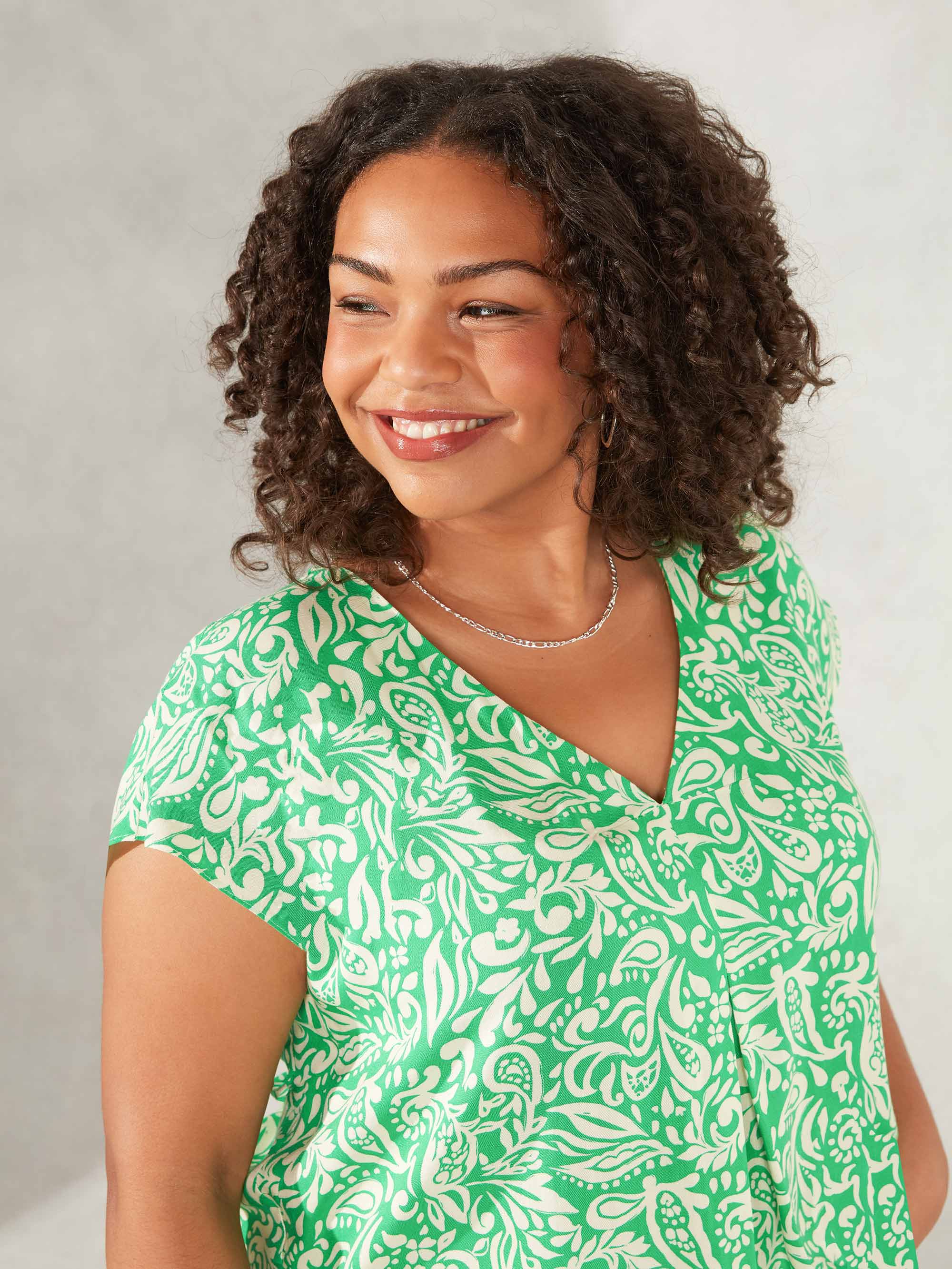 Green Paisley Print Pleat Tee - Image 2