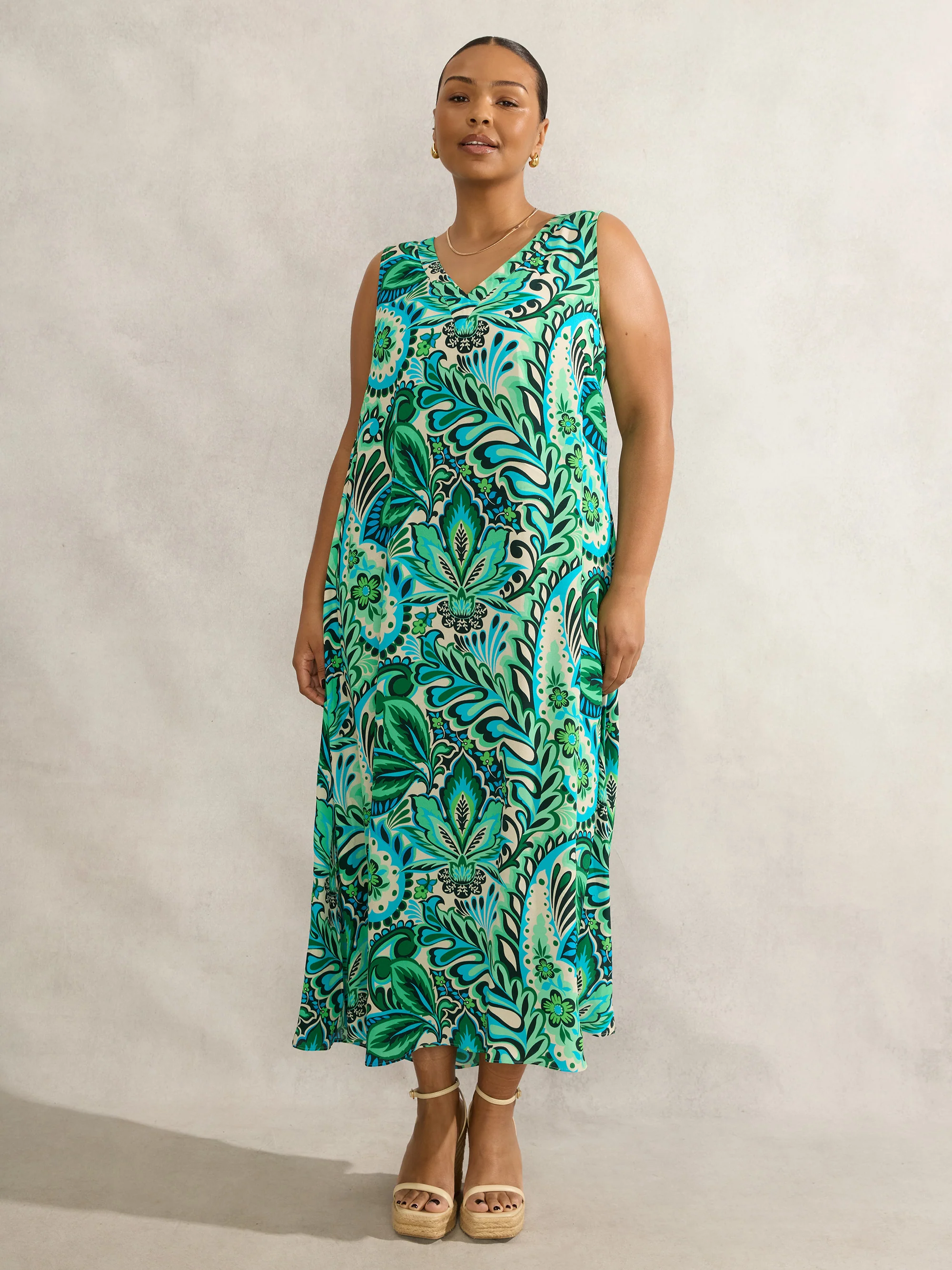 Green Paisley Print Sleeveless Midi Dress - Image 4