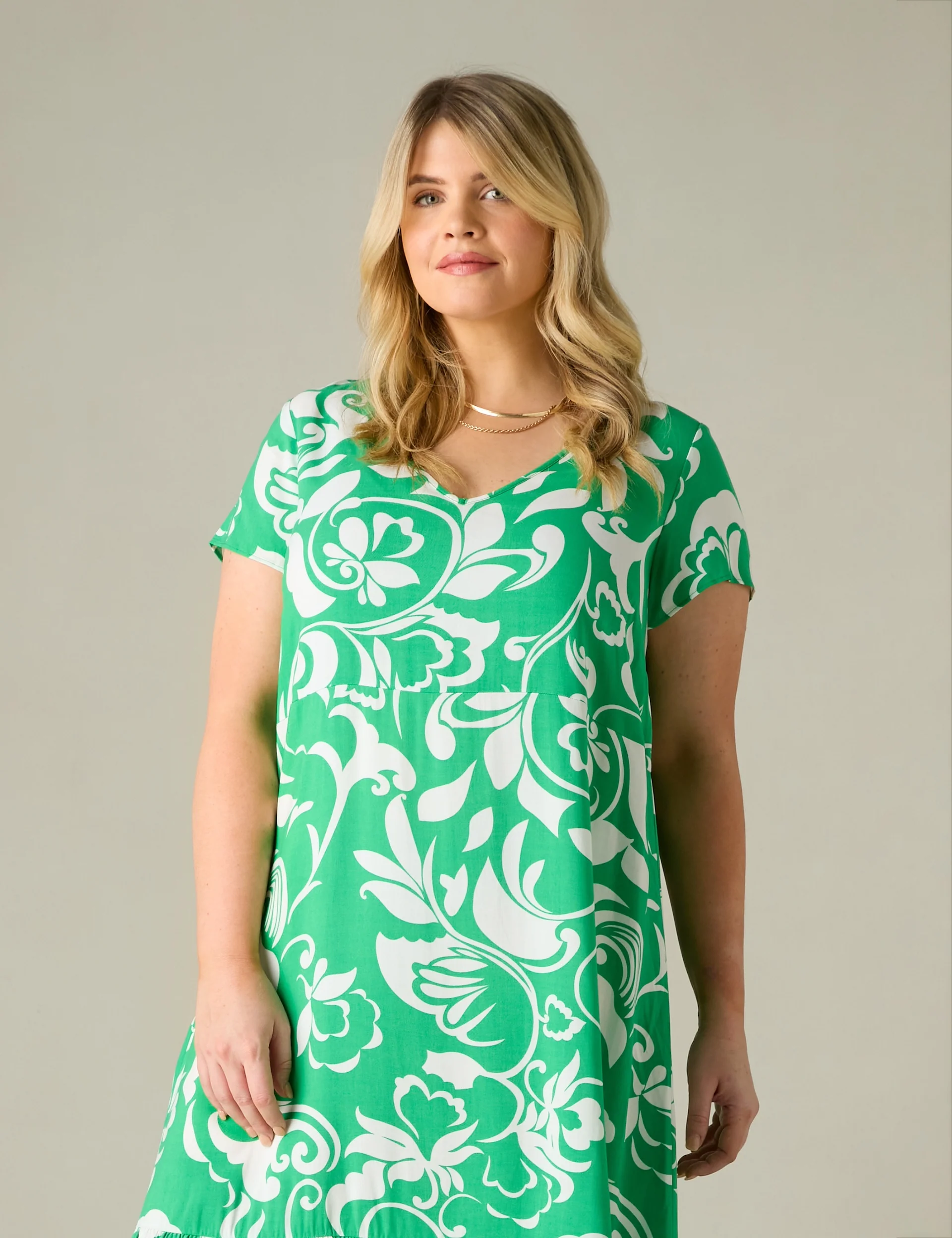 Green Paisley Print V Neck Dress - Image 4